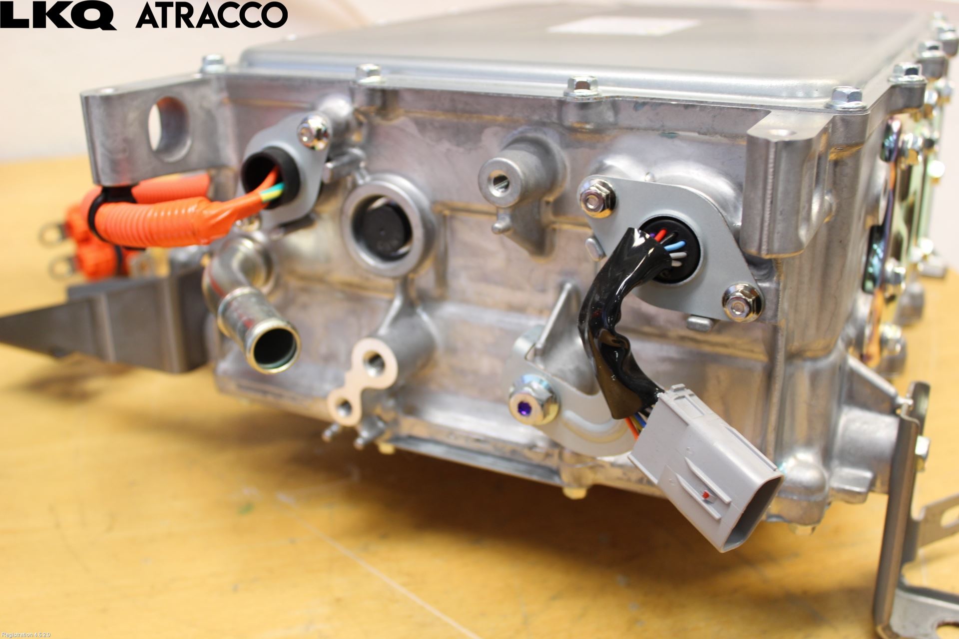 Mitsubishi OUTLANDER 13-21 Batterilader Hybrid