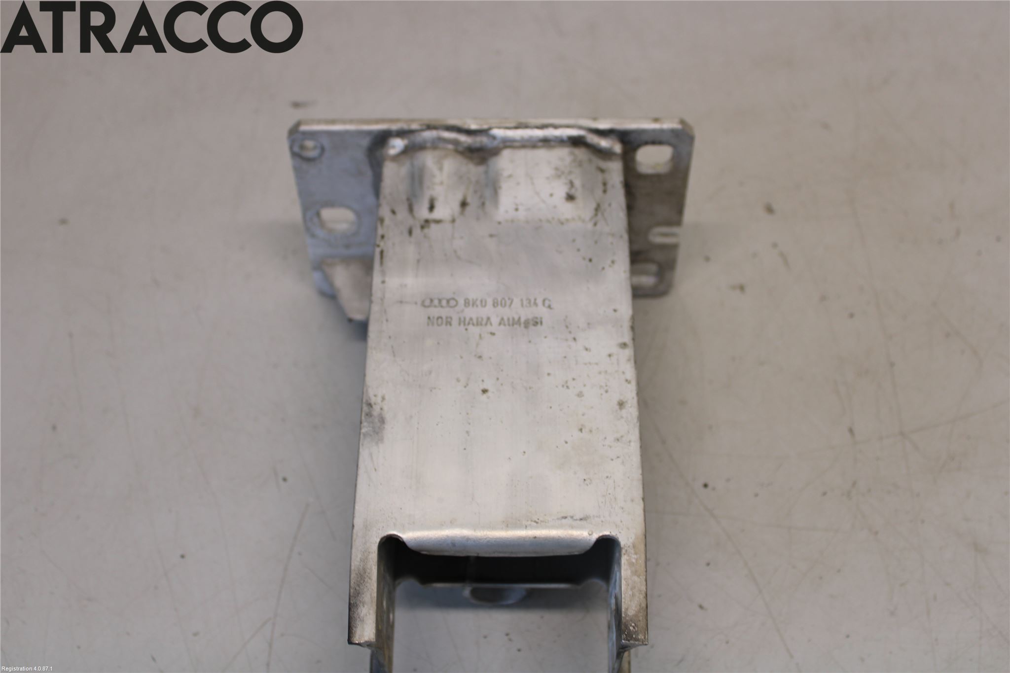 Audi A4/S4 08-11 Støtfanger Foran Feste