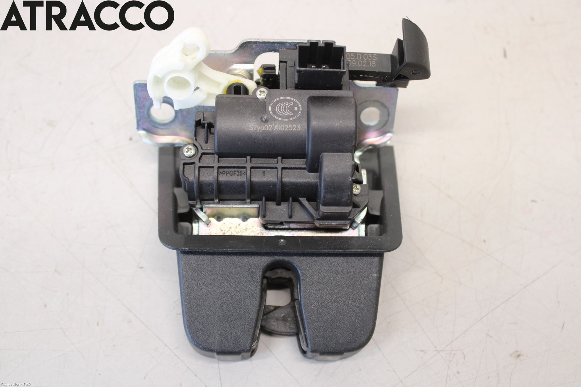 Volkswagen VW PASSAT 15-19 Bakluke-Lokk Låsekasse