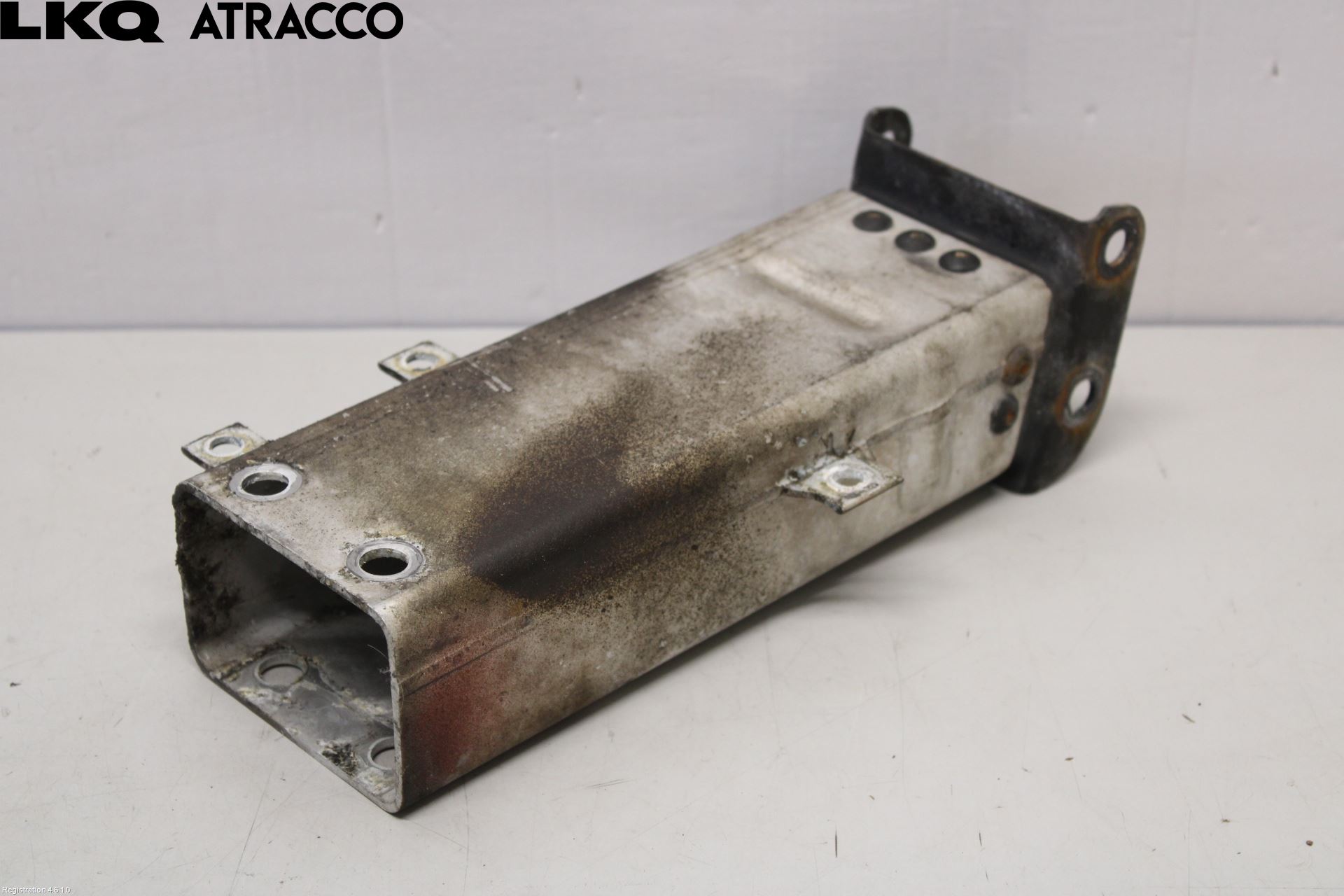 Mercedes-Benz MB E-KLASS (W211) 02-09 Støtfanger Foran Feste