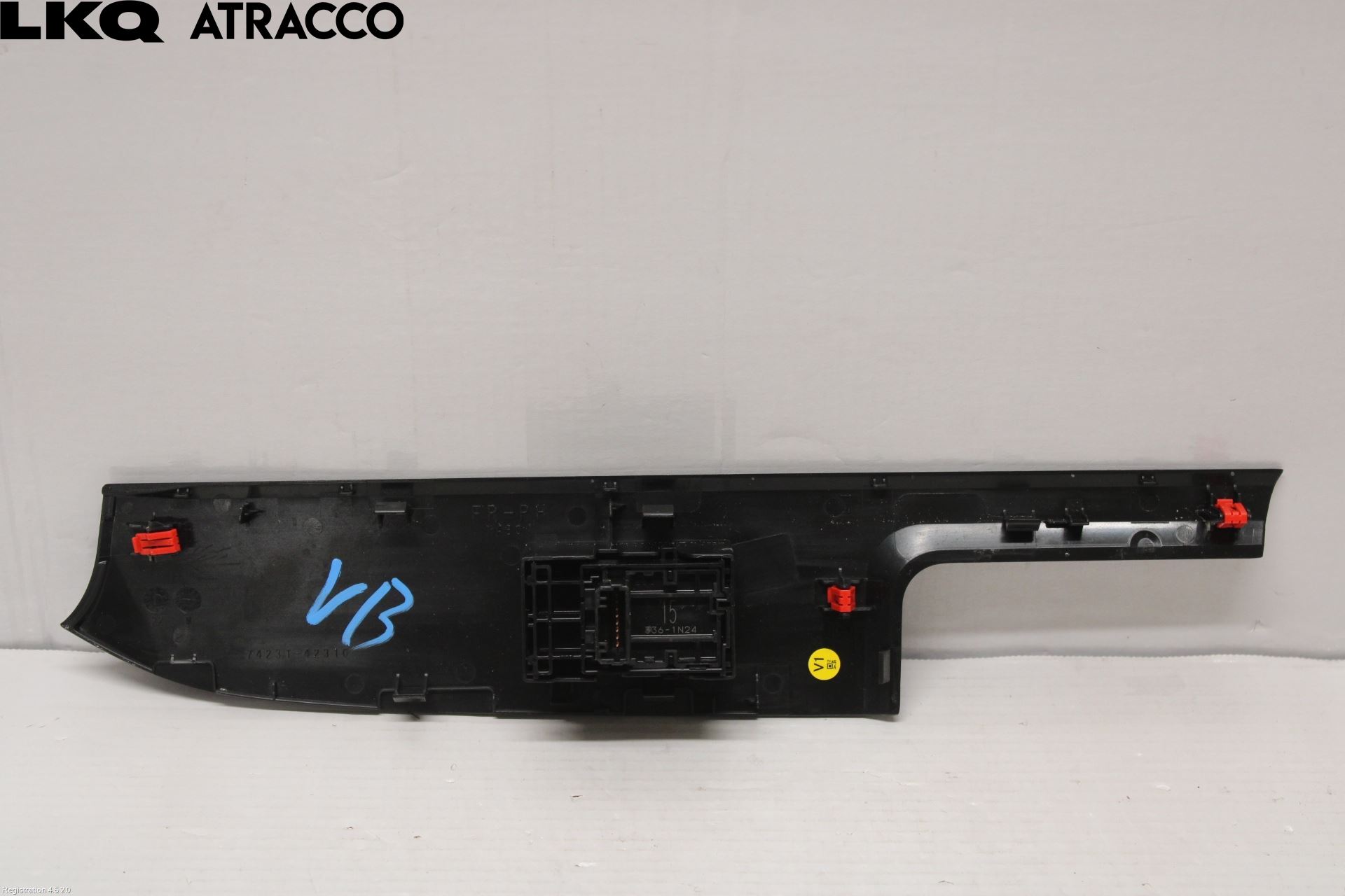 Toyota bZ4X EA10 22- Bryter Vindusheis