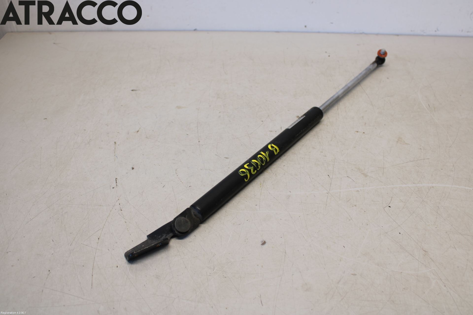 Subaru FORESTER SH  08-13 Bakluke Demper-Gassfjær