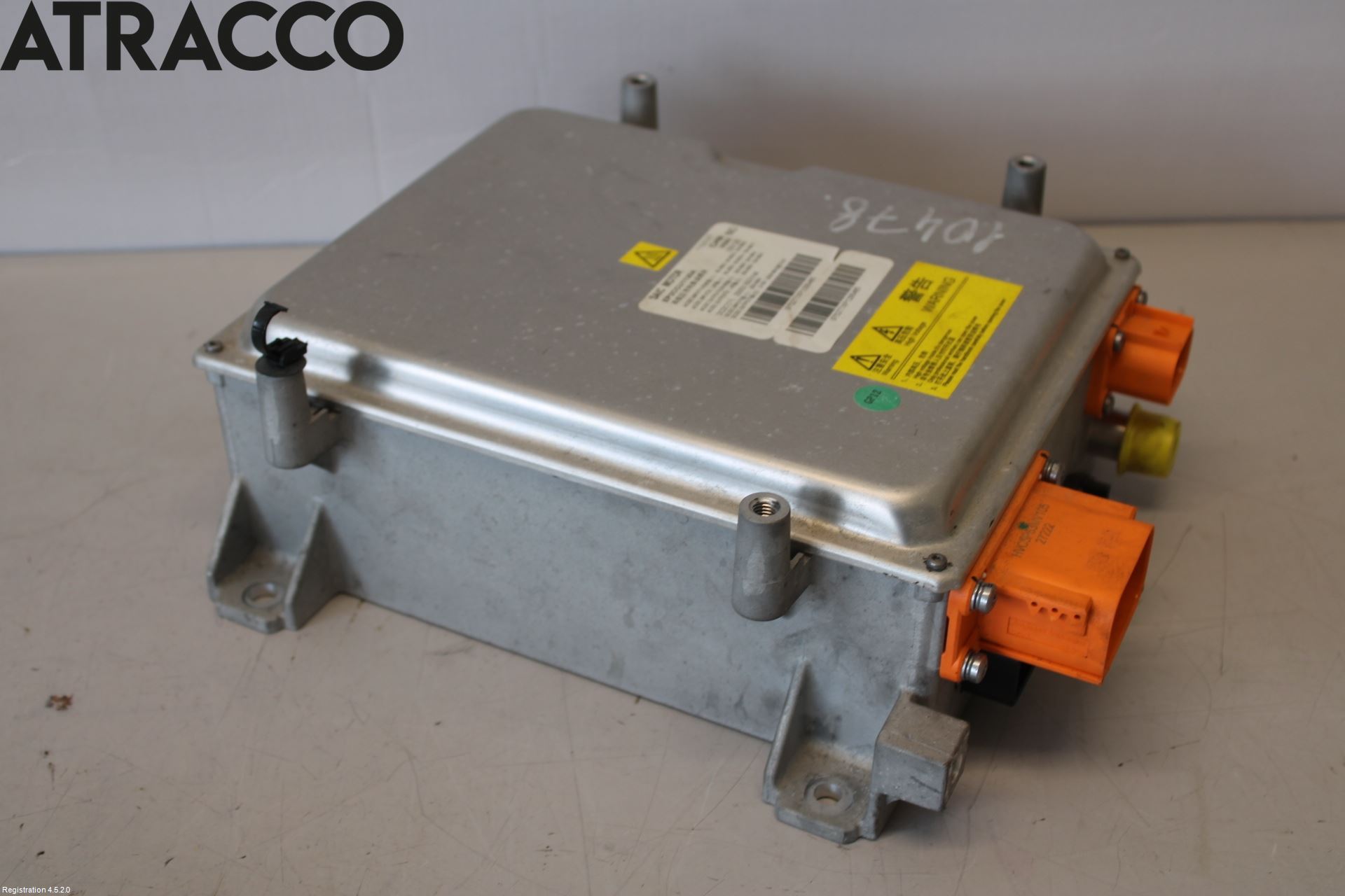 MG ZS EV 20- Inverter 12-)220V