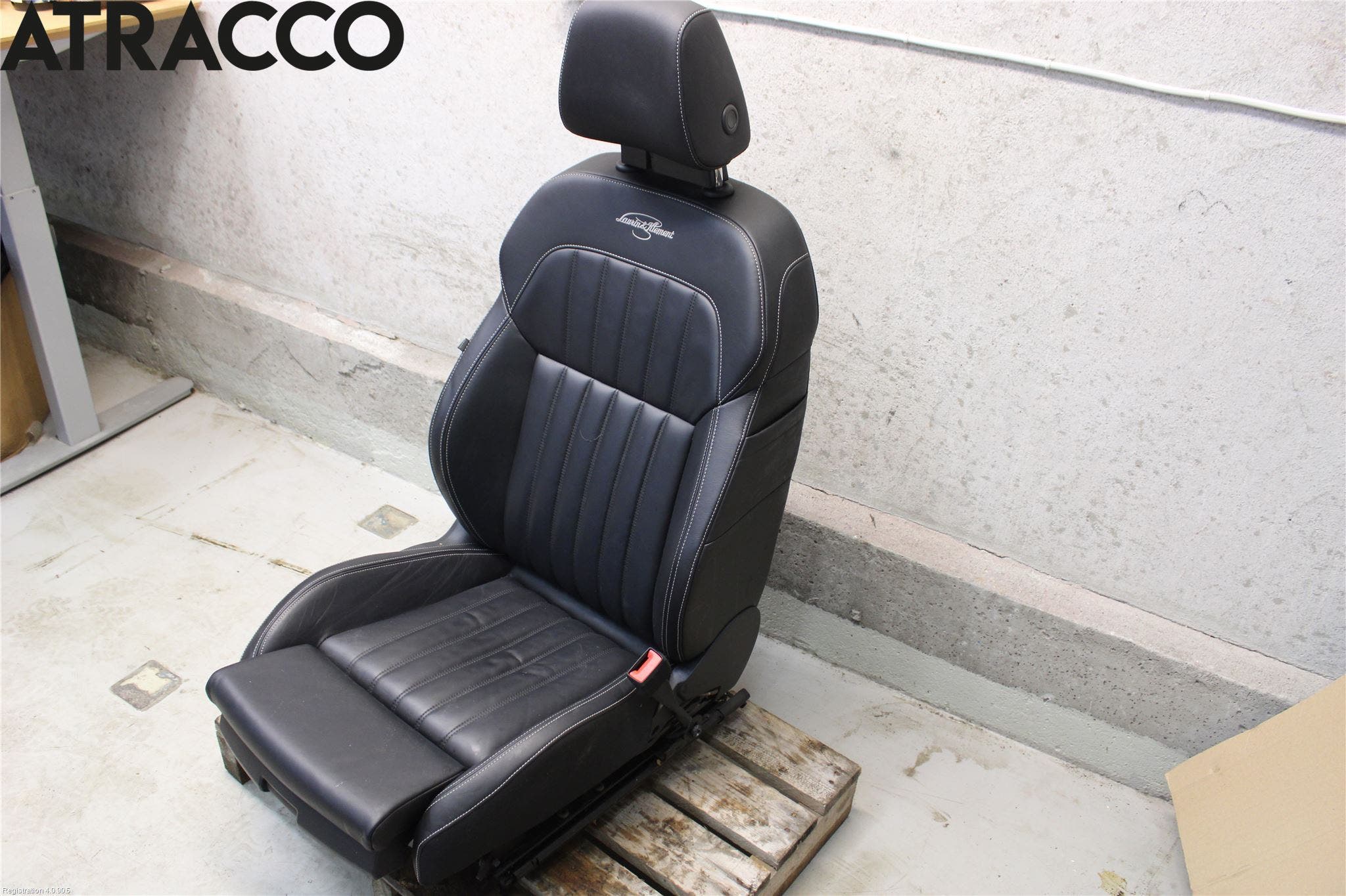 Skoda SUPERB 16-24 Innr Sete Foran Høyre