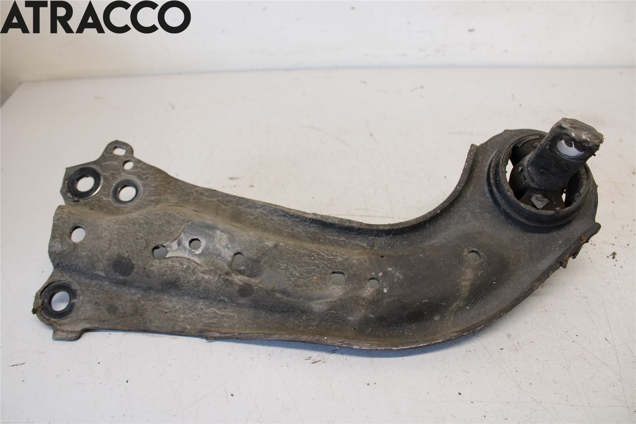 Toyota RAV4 19- Bærearm Bak Venstre