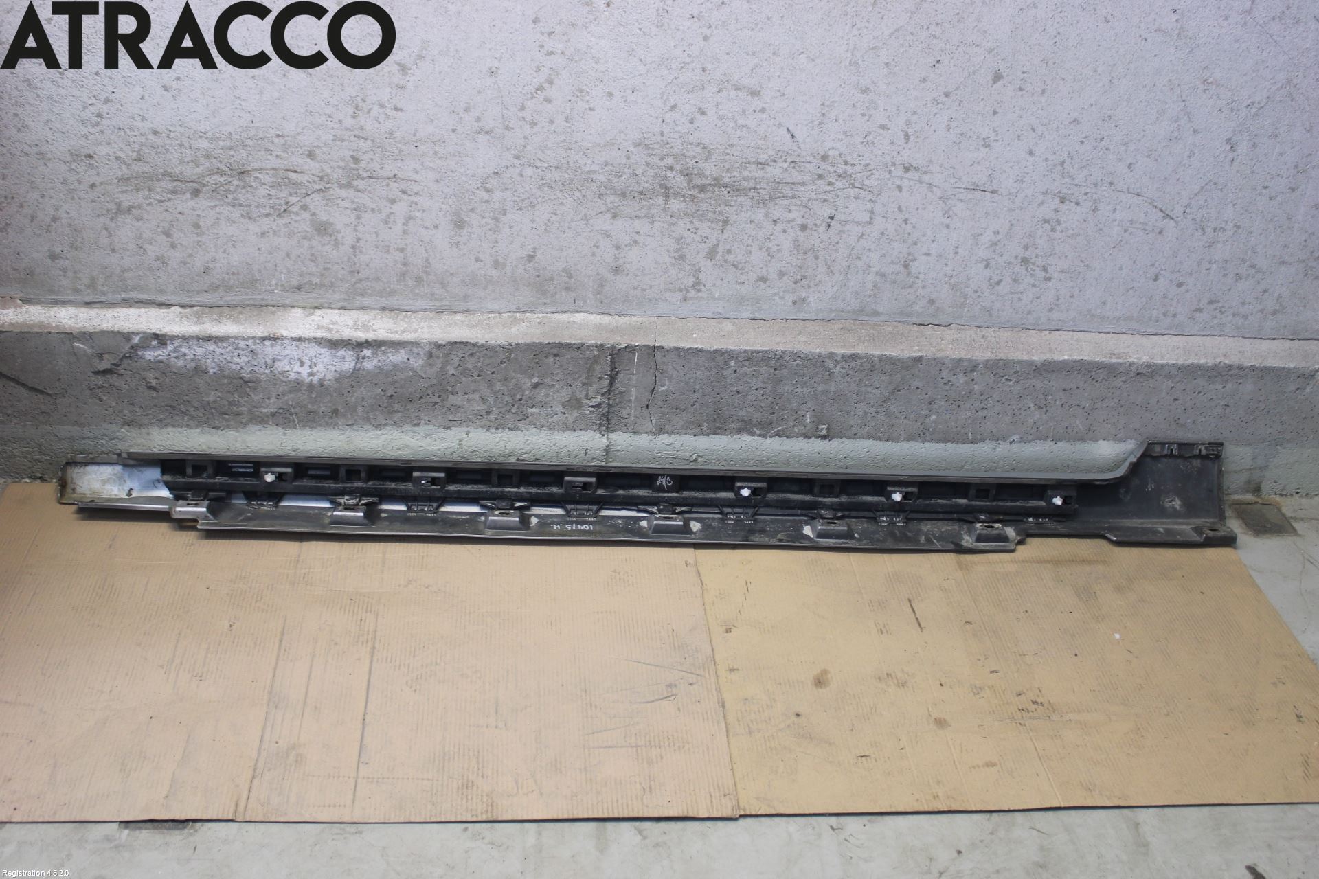 Volkswagen VW PASSAT 15-19 Kanalskjørt Høyre