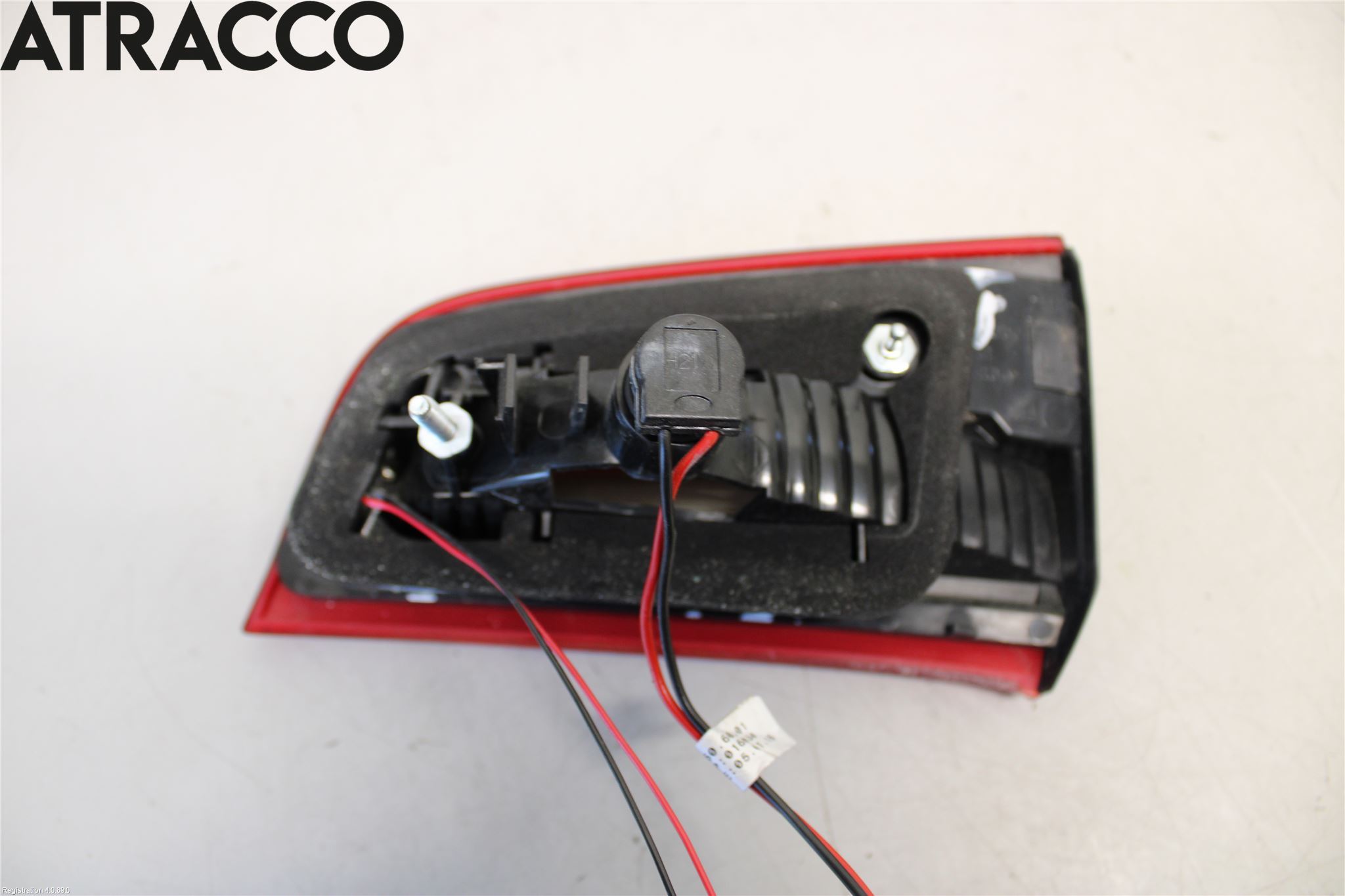 Volvo S60 14-18 Baklykt Venstre  På Luke(Indre