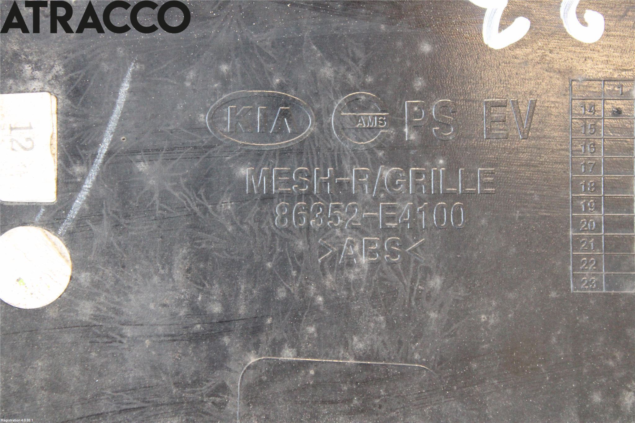 Kia SOUL 09- Grill Komplett