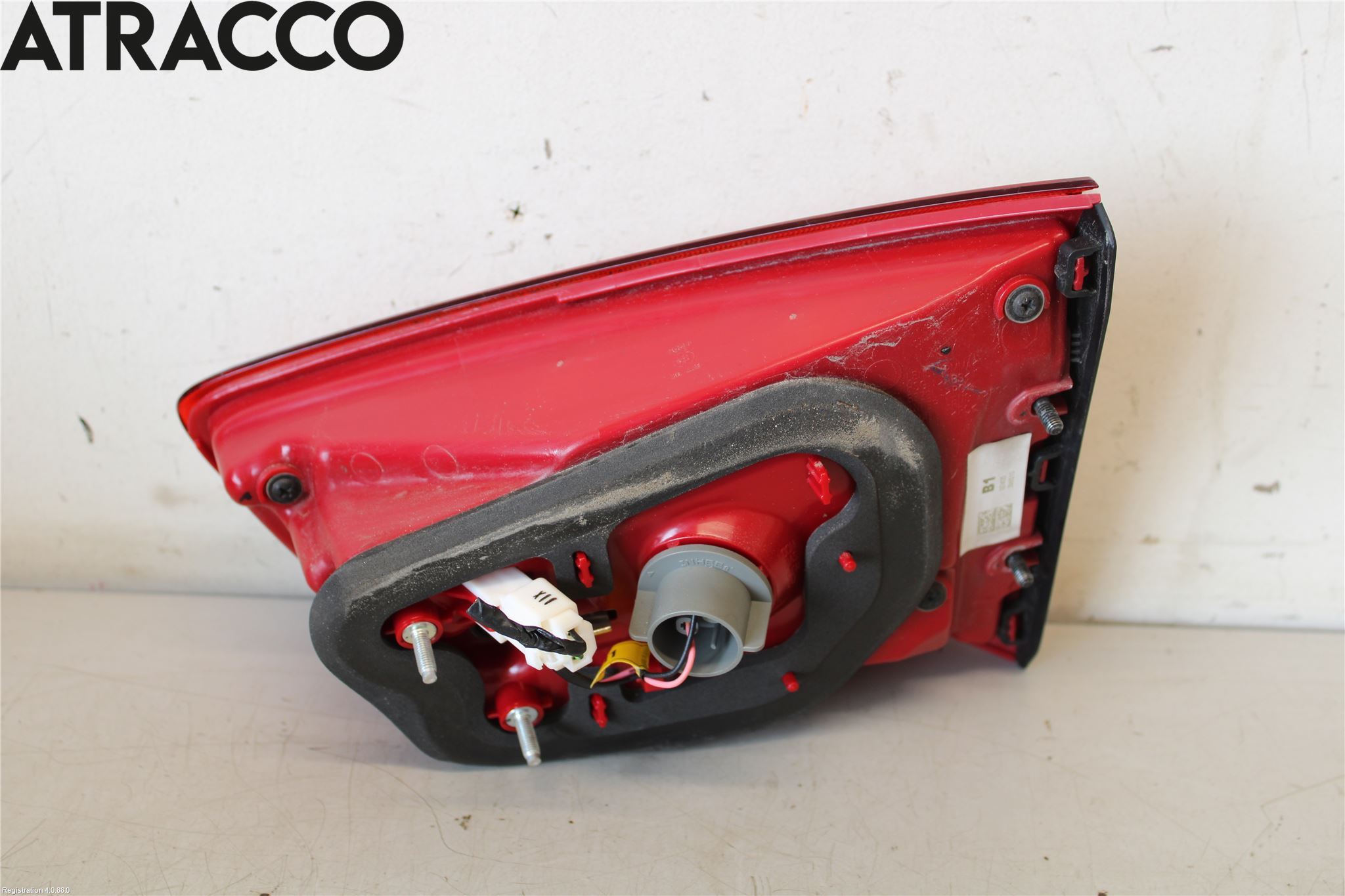 Kia SPORTAGE (SL) 11-15 Baklykt Venstre  På Luke(Indre