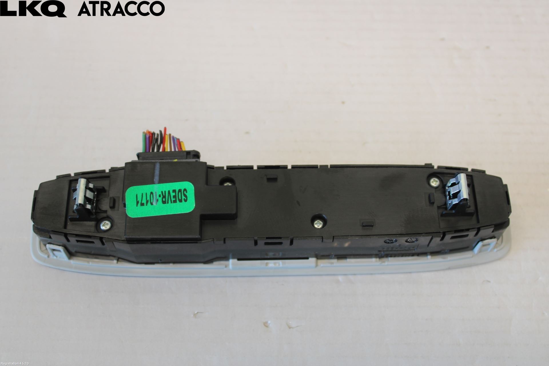 Tesla MODEL 3 17- Innr Taklys