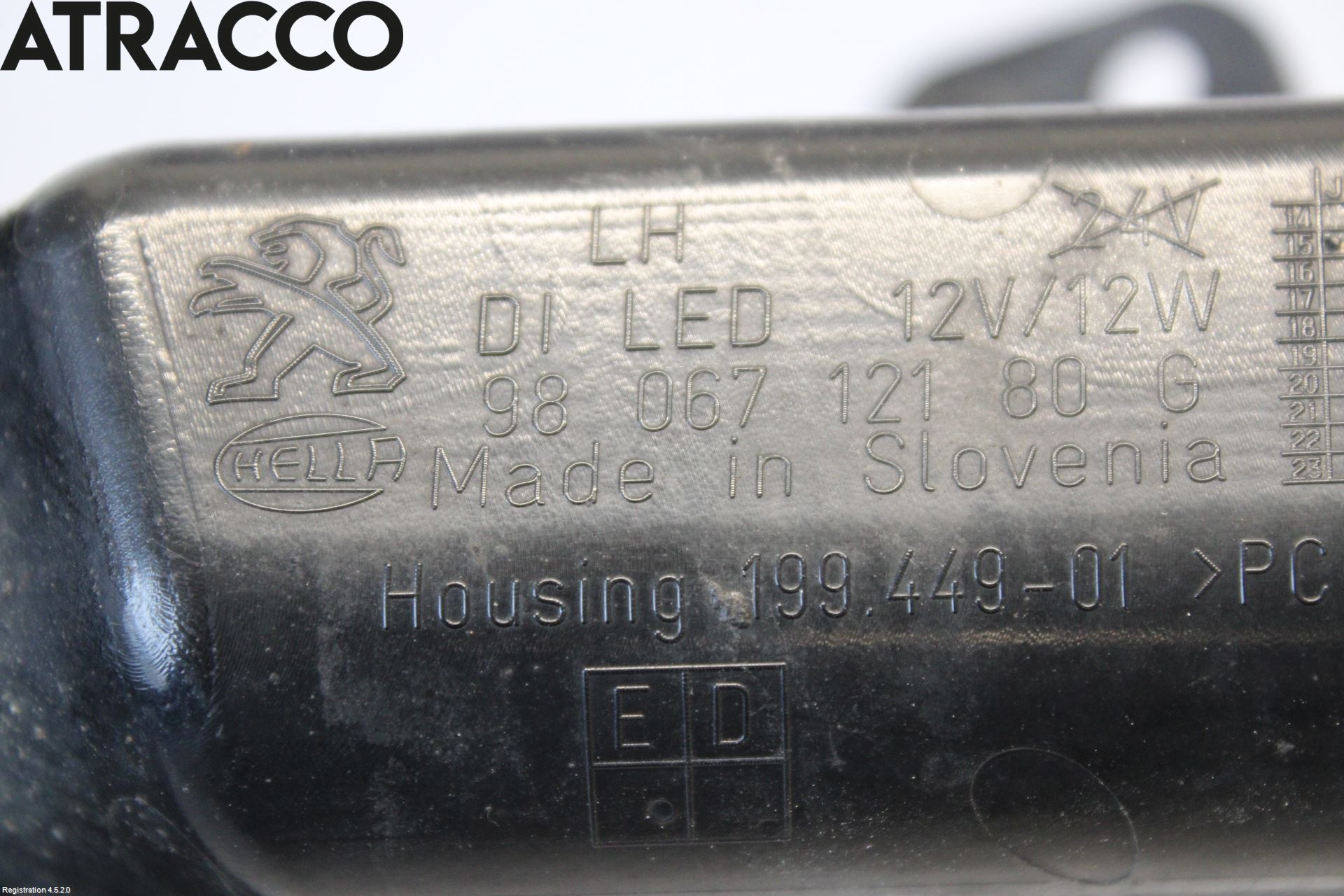 Peugeot 308 14-21 Parklykt Foran Venstre