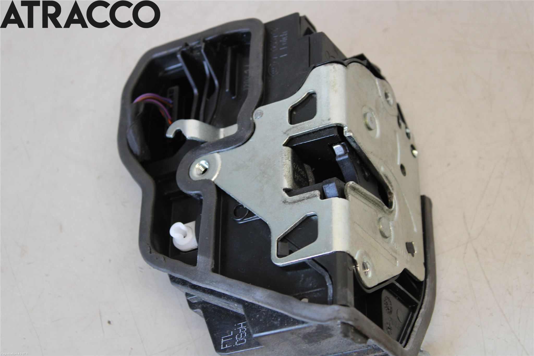 BMW 5 F10/F11/F18 09-17 Dørlås - Låsekasse