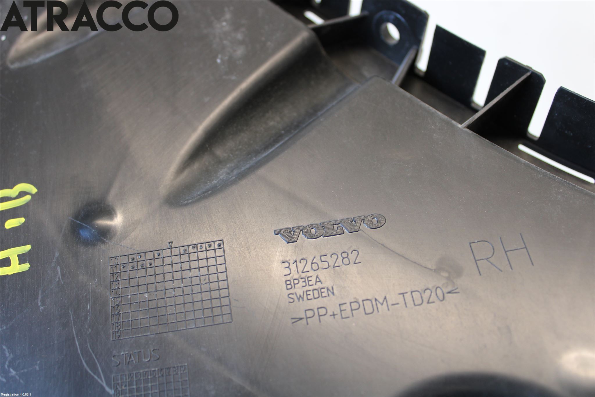 Volvo V60 11-13 Støtfangerfeste Bak Høyre