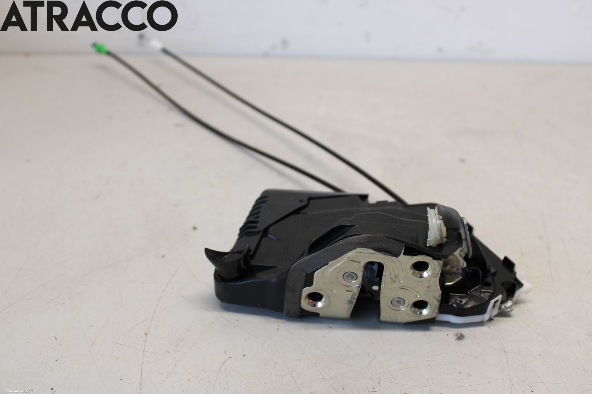 Toyota YARIS XP130 15-20 Dørlås - Låsekasse