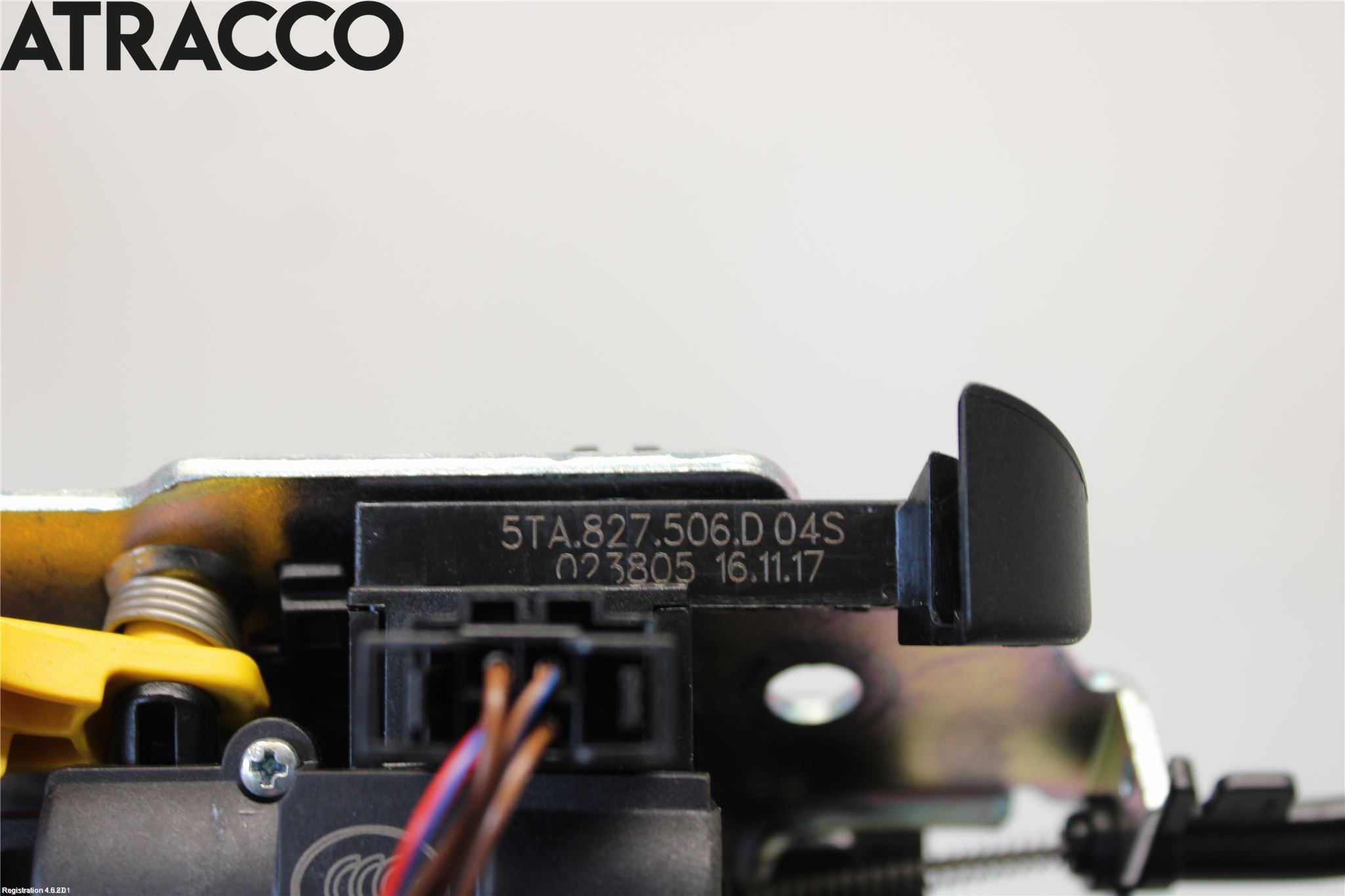 Volkswagen VW PASSAT 15-19 Bakluke-Lokk Låsekasse