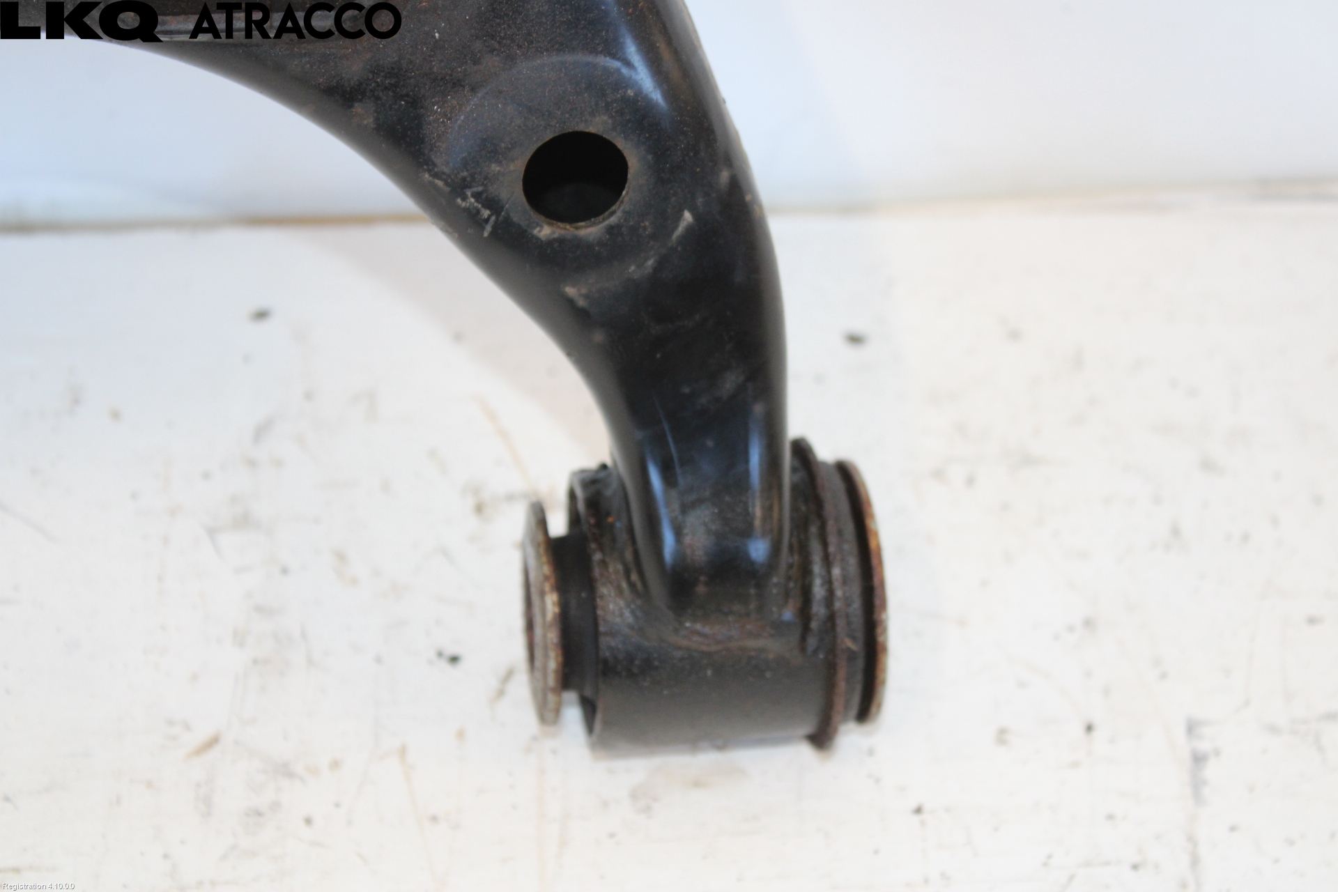 Toyota LANDCRUISER J150 10-23 Bærearm Foran Venstre Nedre
