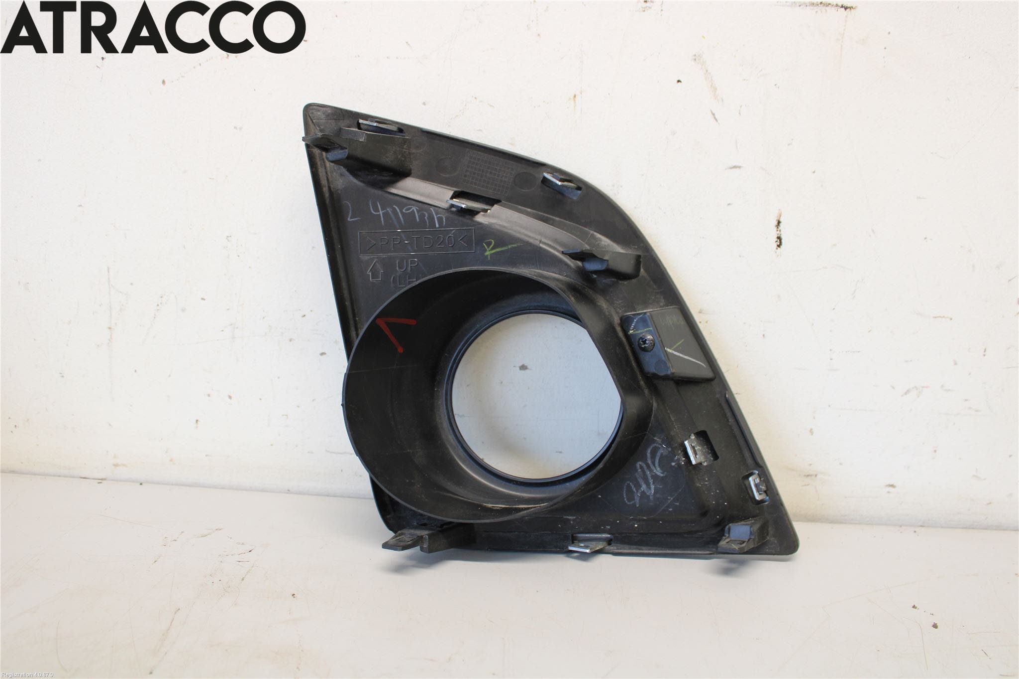 Isuzu D-MAX Frontlykt Kurve-Tåkelys Ramme