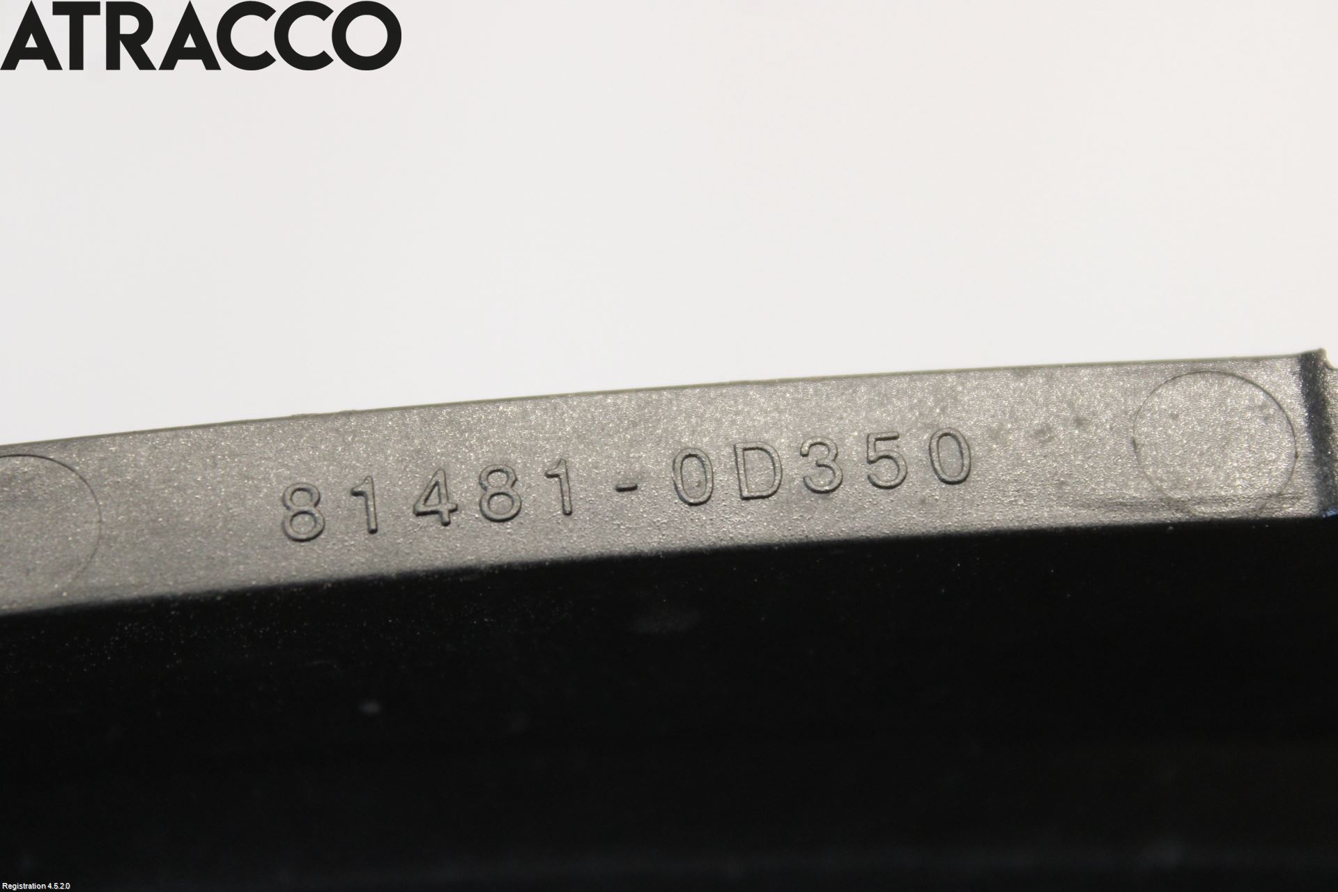 Toyota YARIS XP130 15-20 Grilldel Høyre