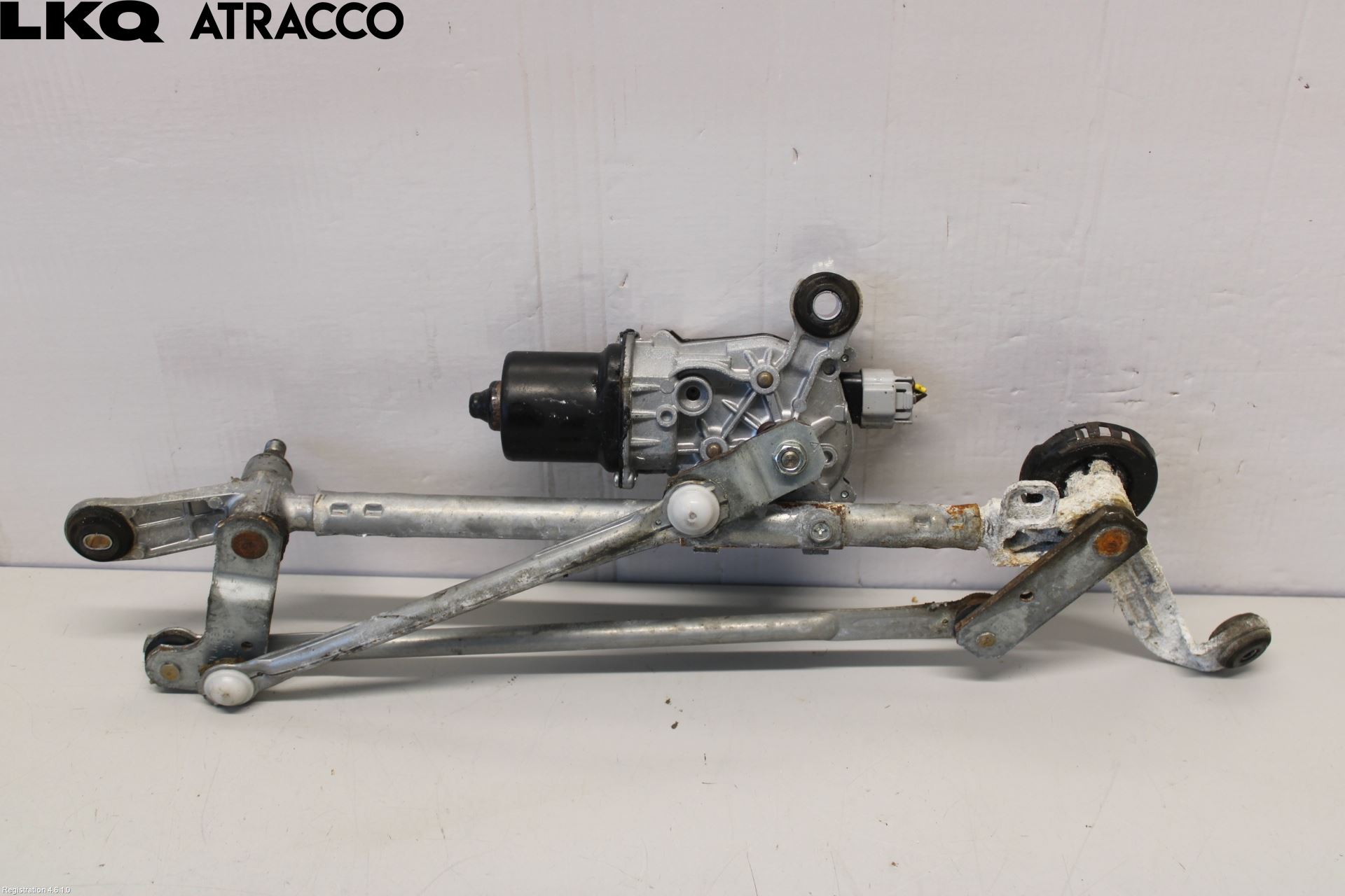 Nissan LEAF 11-17 Viskermotor Frontrute