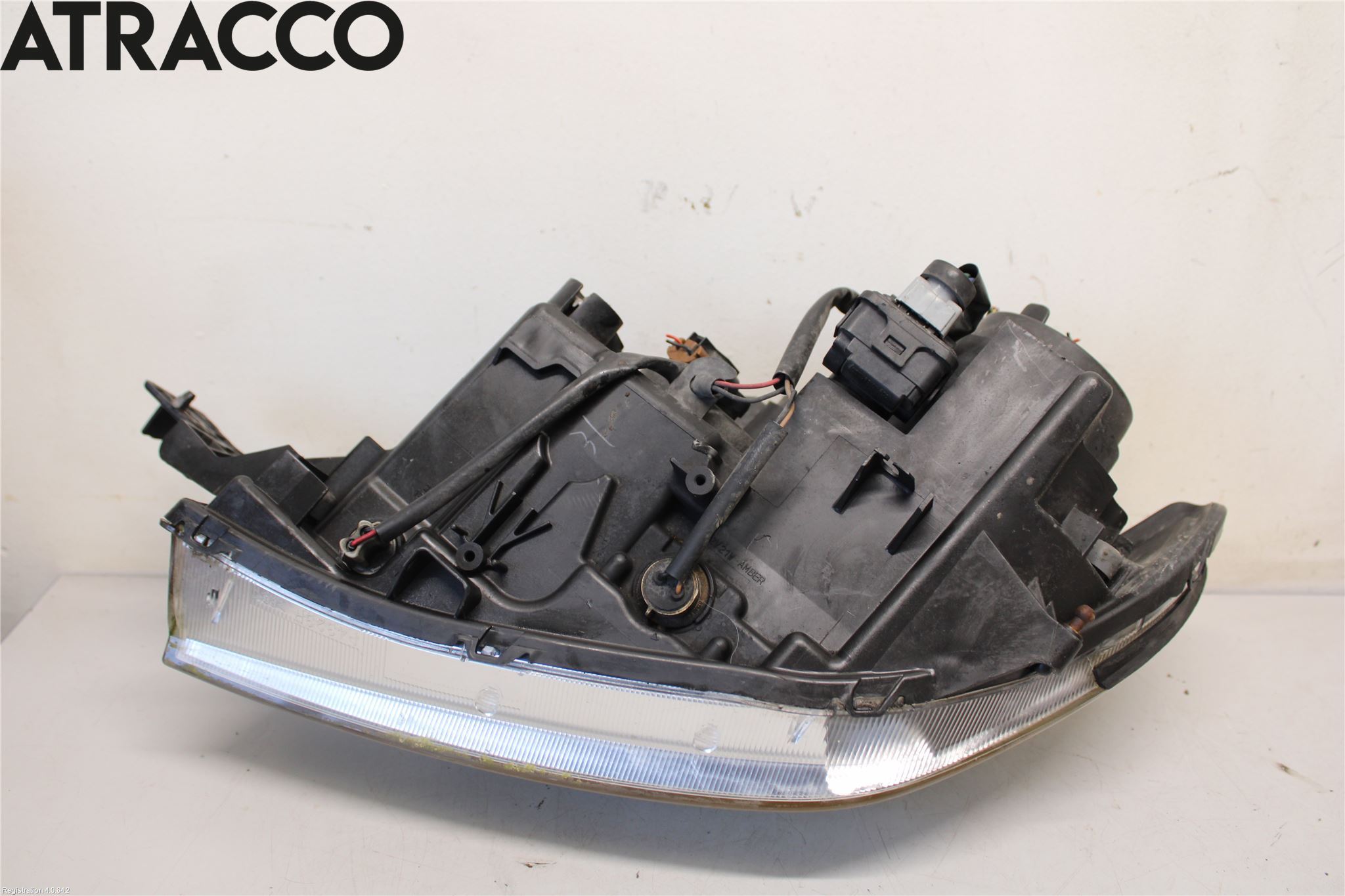 Mitsubishi OUTLANDER 01-07 Frontlykt Høyre