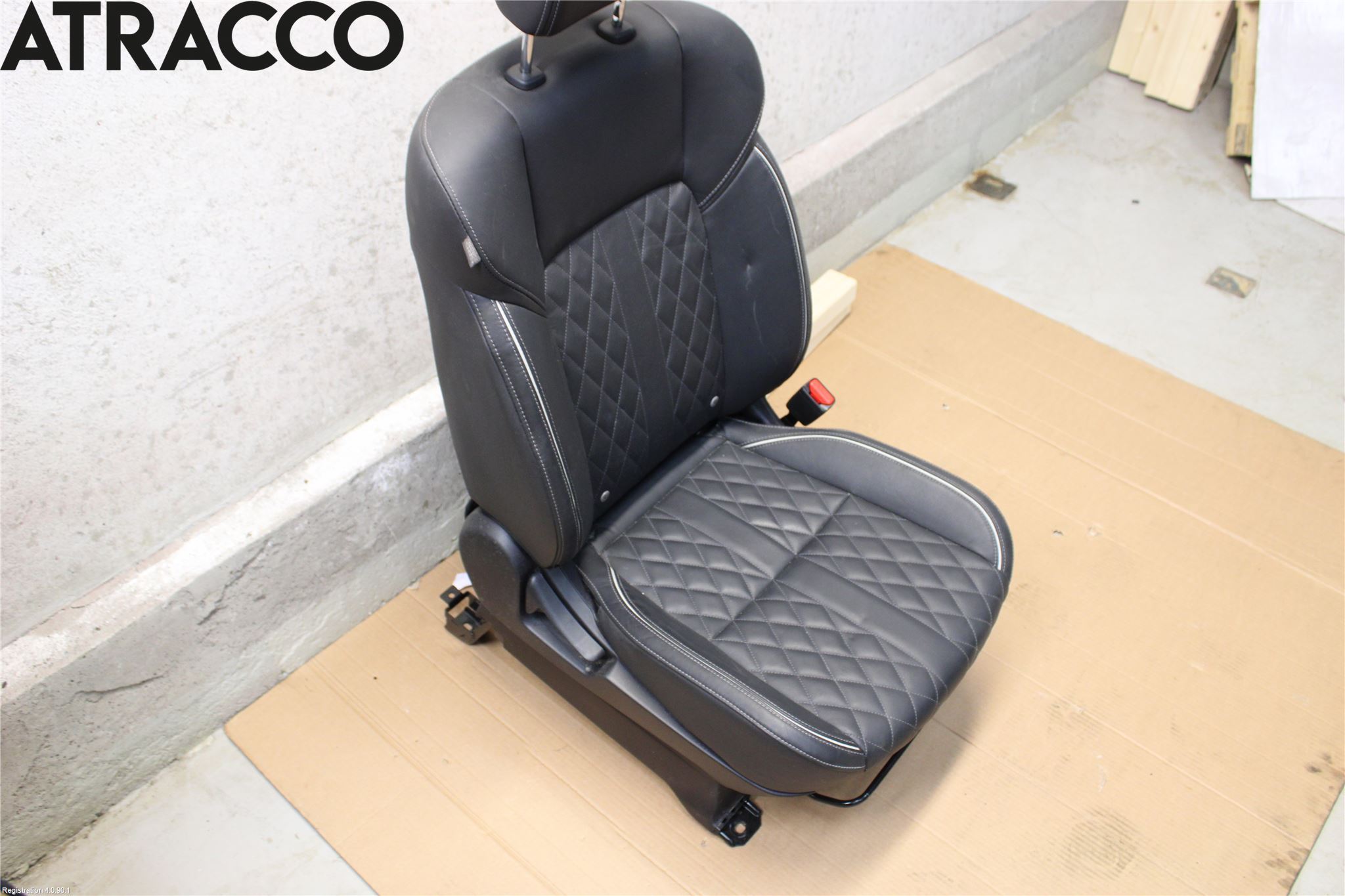 Mitsubishi OUTLANDER 13-21 Innr Sete Foran Høyre