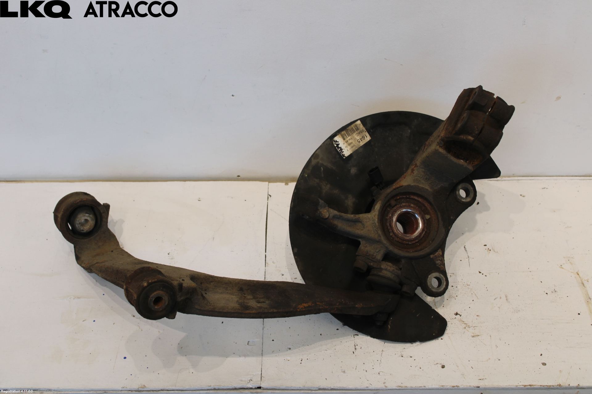 Volkswagen VW TRANSP/CARAVELLE (T6) 16-22 Spindel Vf