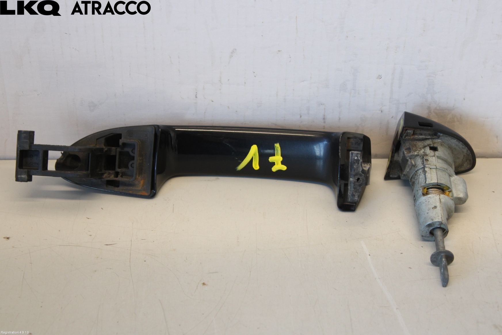 Volkswagen VW PASSAT 11-14 Dørhandtak Ytre Venstre