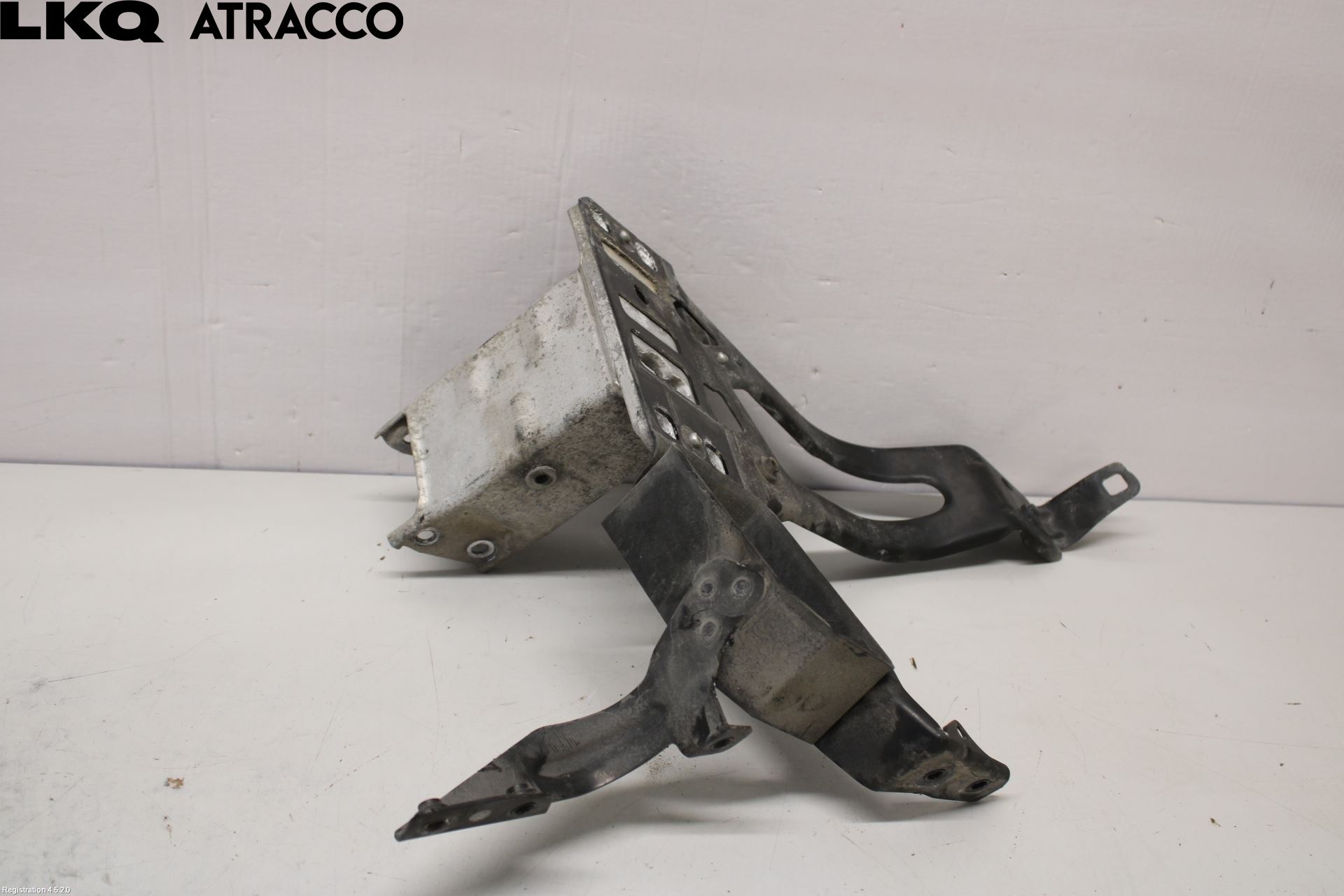 BMW 5 E60/61 Sed/Tou 02-10 Støtfanger Foran Bjelke