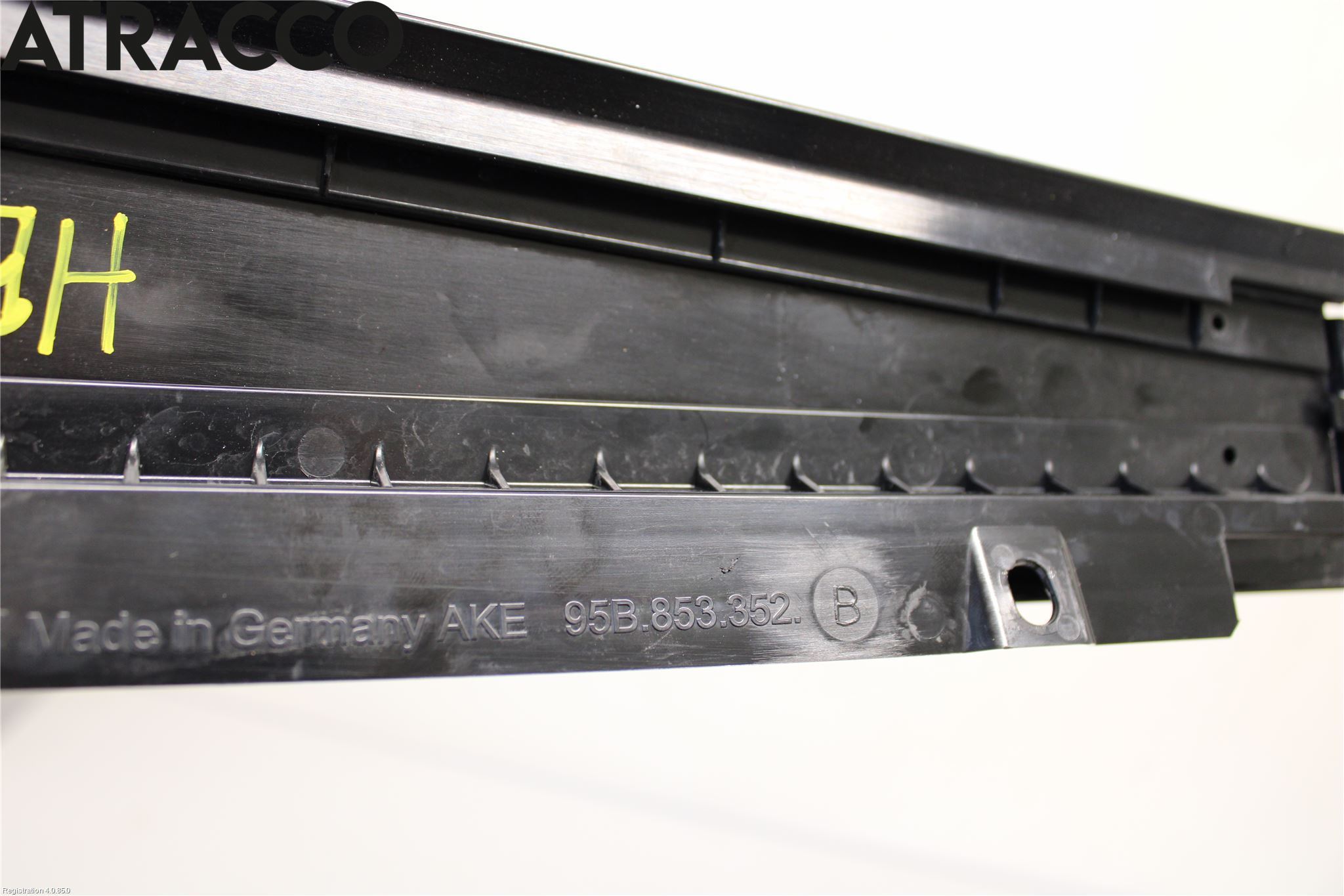 Porsche MACAN/EV 14- List Høyre Side