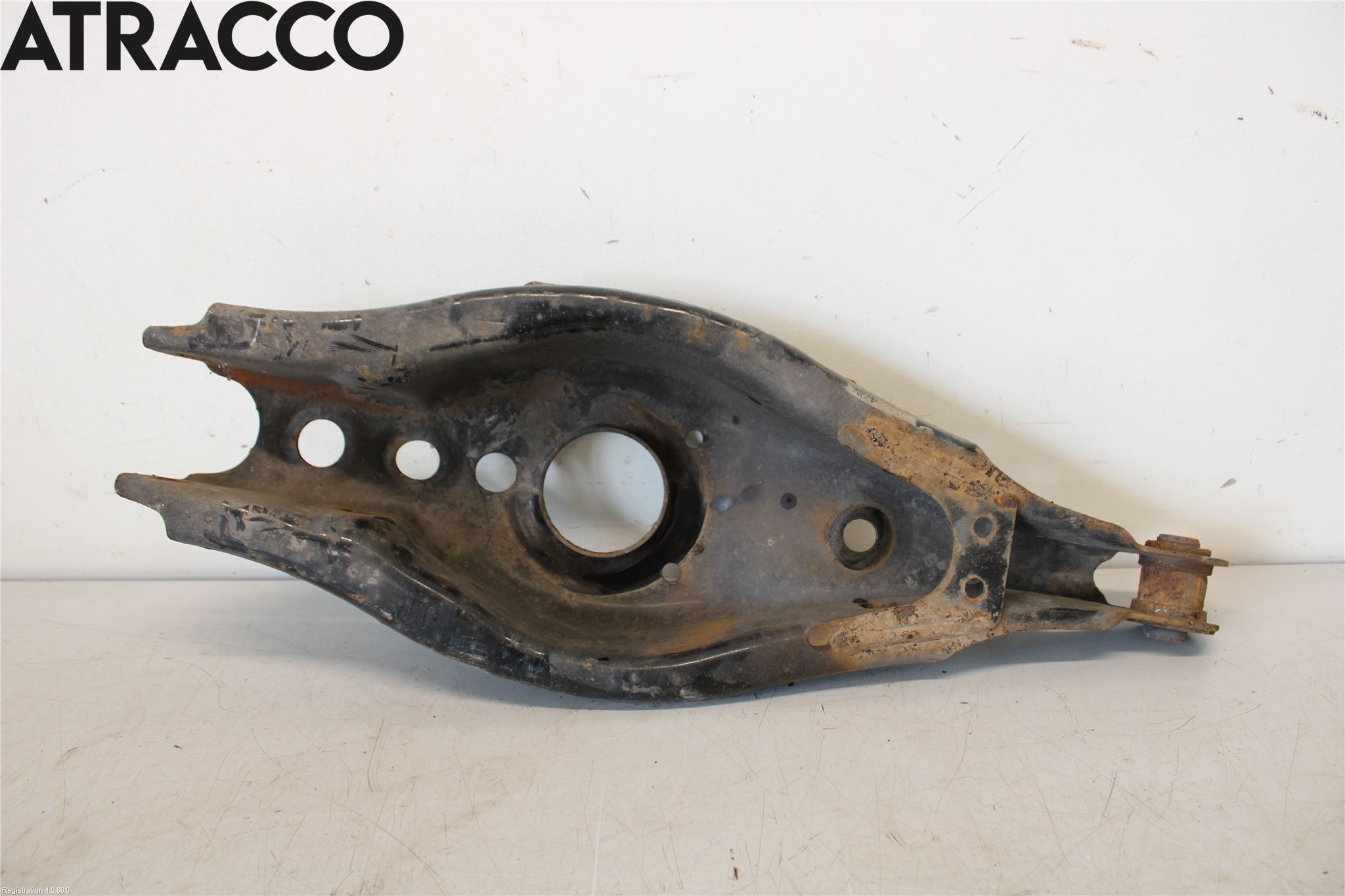 Toyota AURIS 13-19 Bærearm Bak Venstre