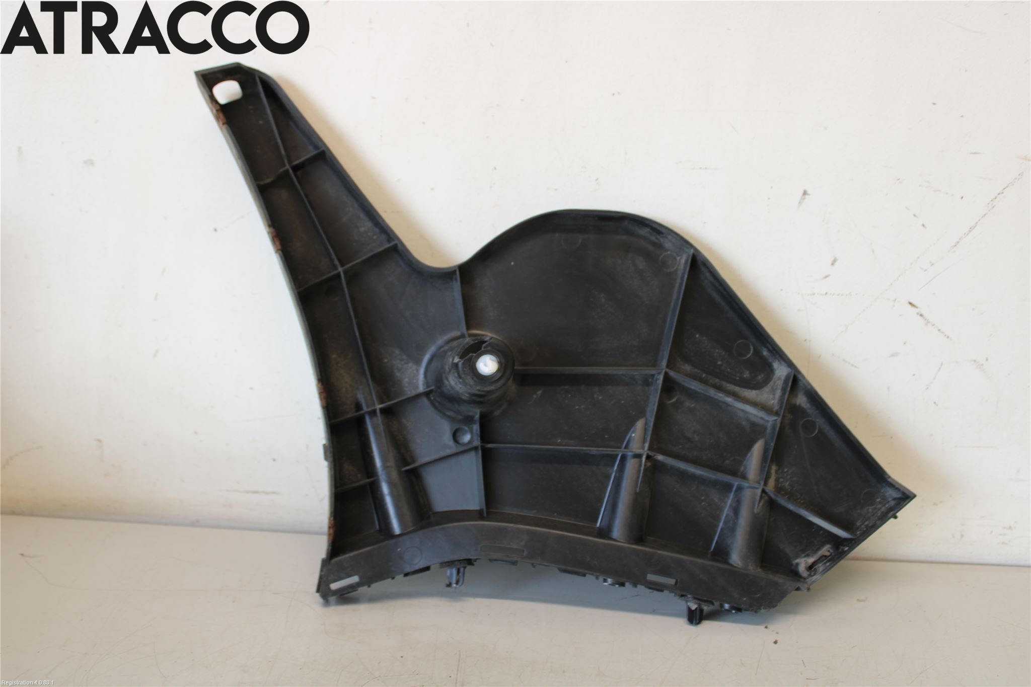 Volvo V60 11-13 Støtfangerfeste Bak Venstre