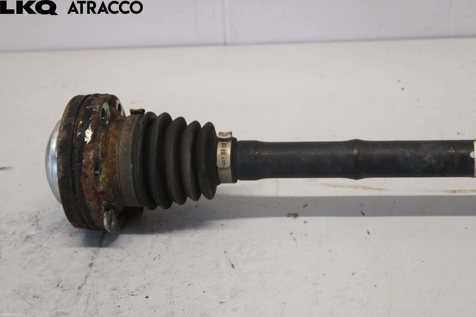 Volkswagen VW TRANSP/CARAVELLE (T5) 04-15 Drivaksel Bak Kompl Høyre