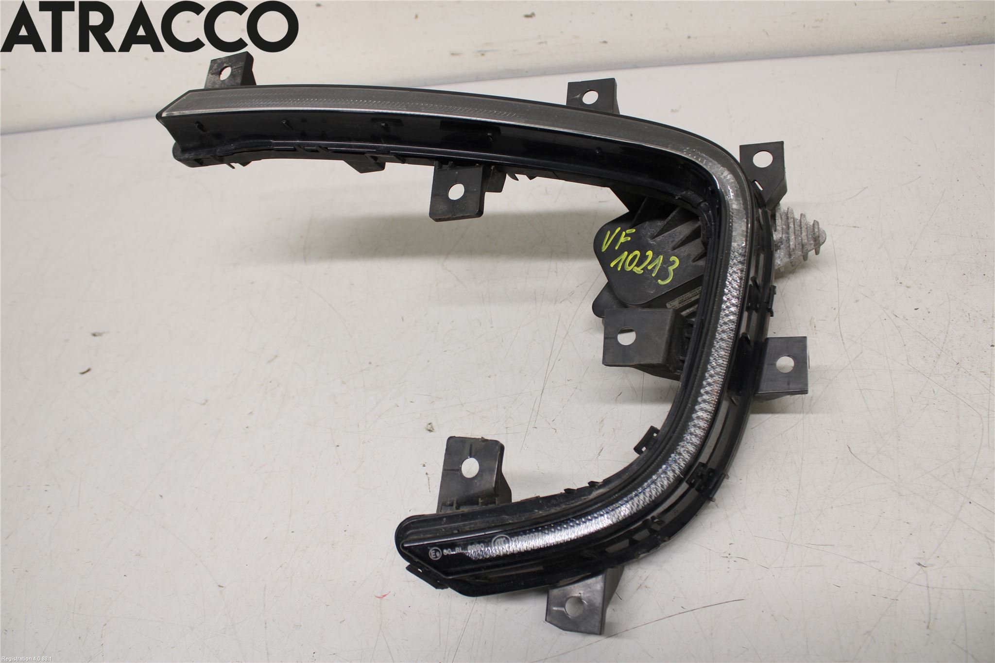 Volkswagen VW UP! / E-UP! Frontlykt-Kurve-Tåkelys