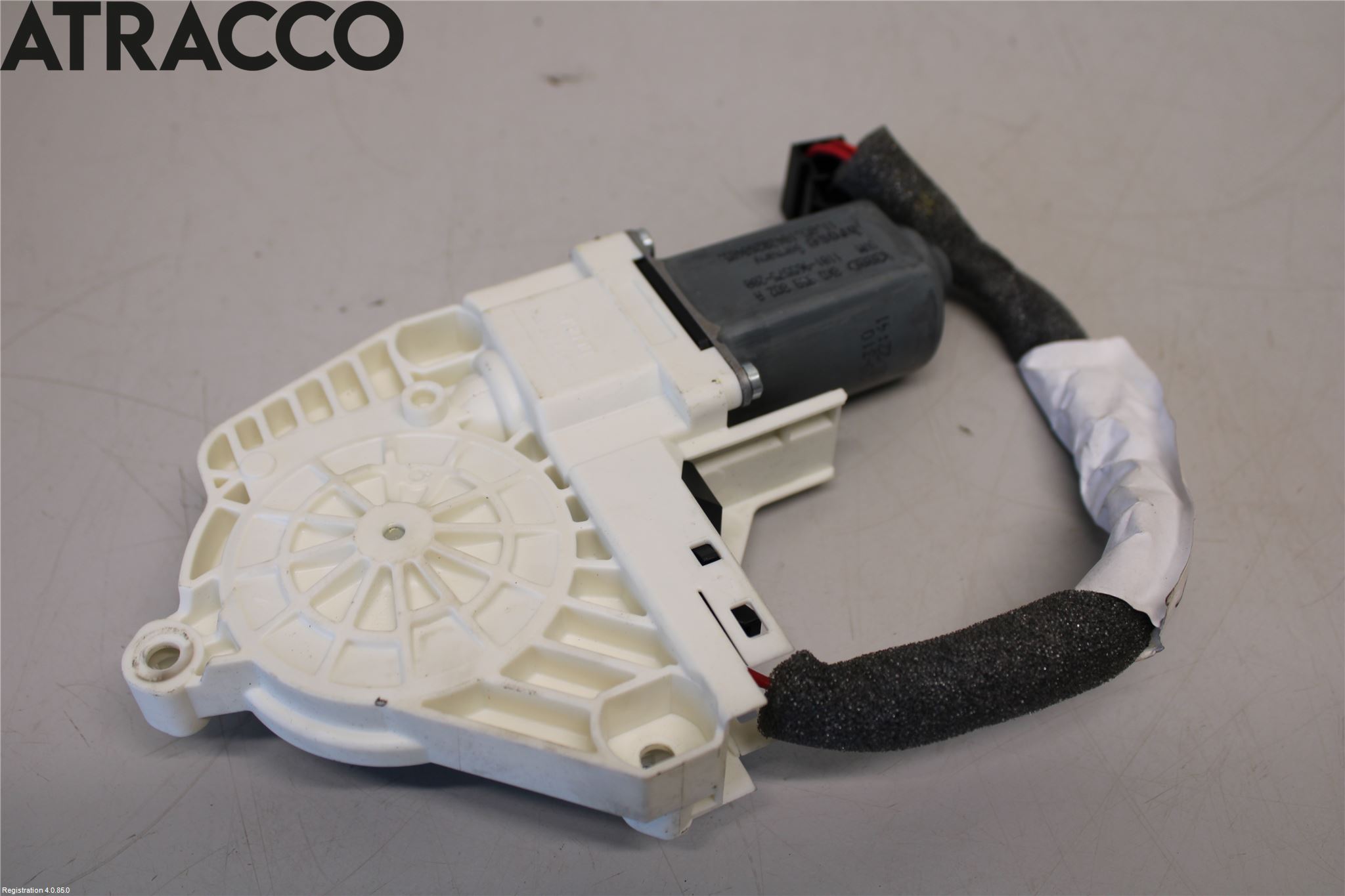 Skoda SUPERB 09-15 Vindusheismotor