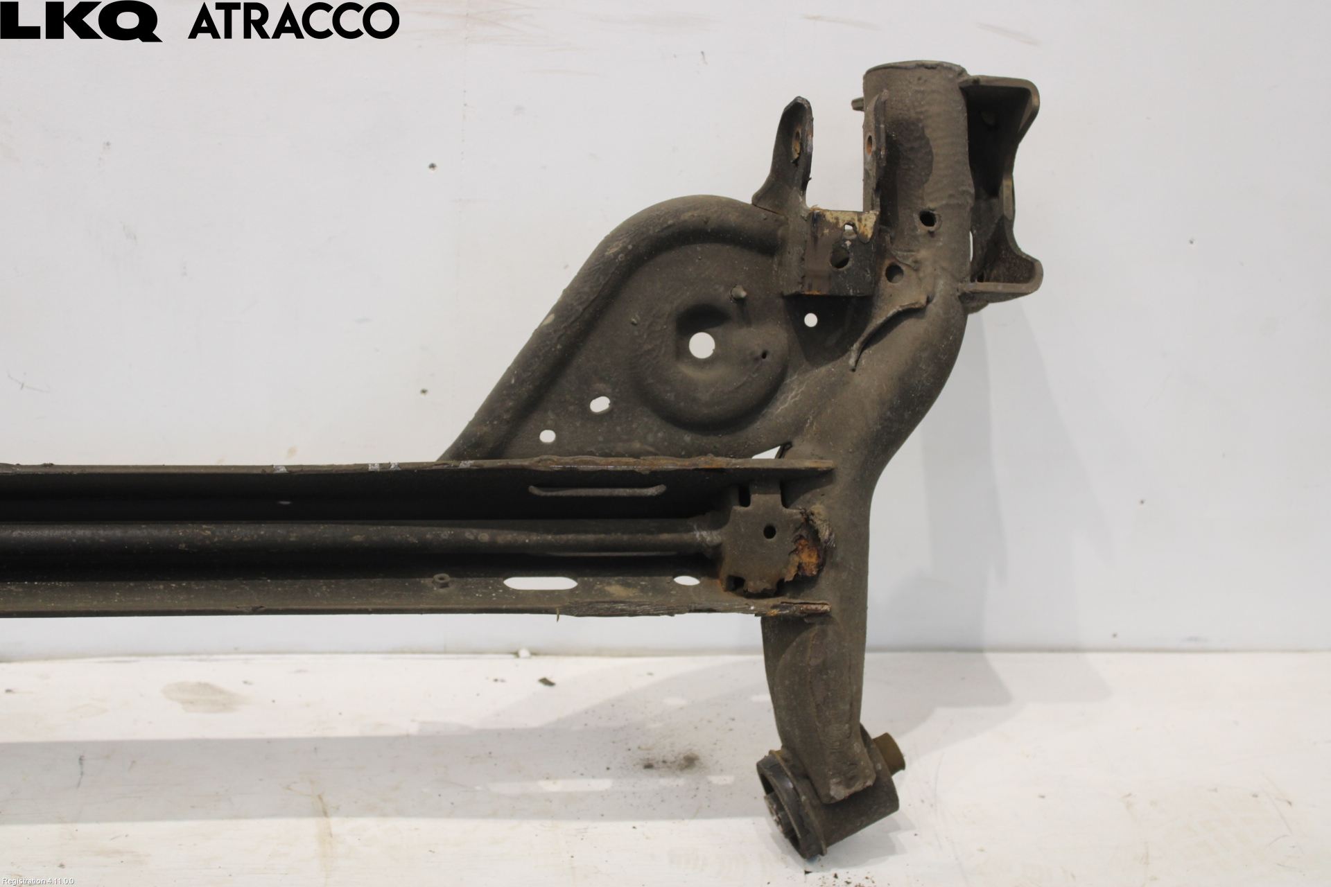 Nissan LEAF 18- Bakaksel