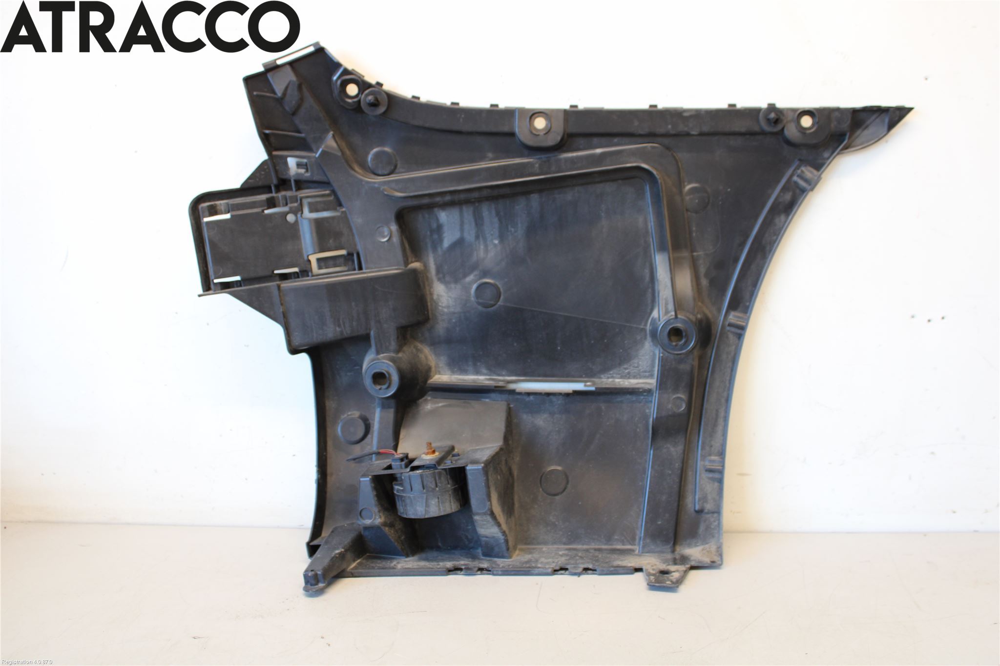 BMW 5 G30/G31/F90 17-23 Støtfanger Bak Hjørne Venstre