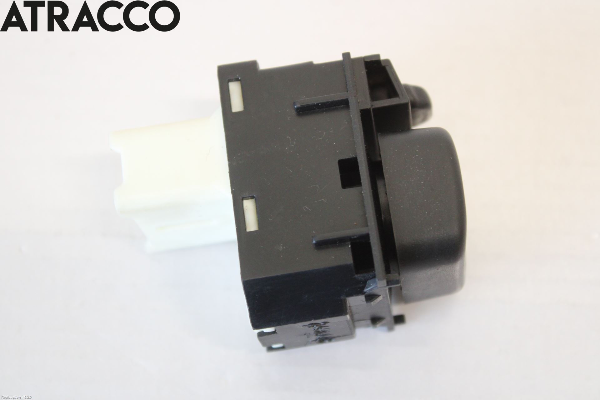 Toyota YARIS P1 03-05 Bryter Speil