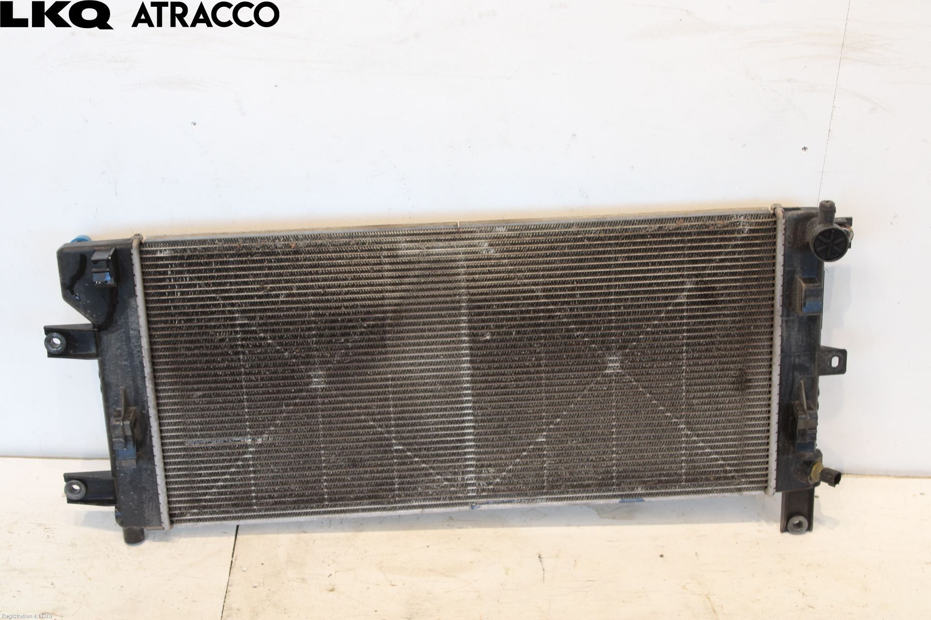 Nissan LEAF 11-17 Radiator Automat