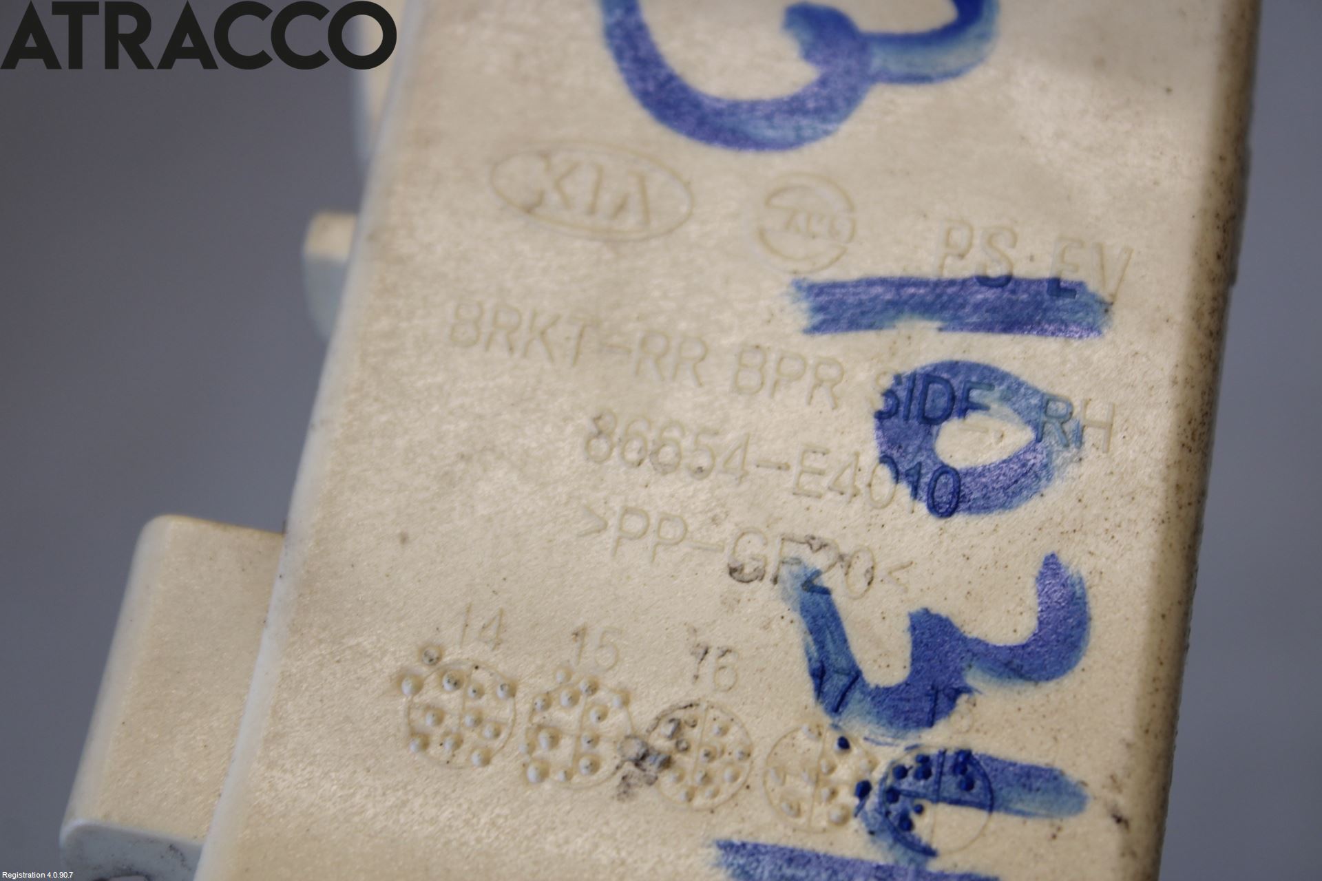 Kia SOUL 09- Støtfangerfeste Bak Høyre