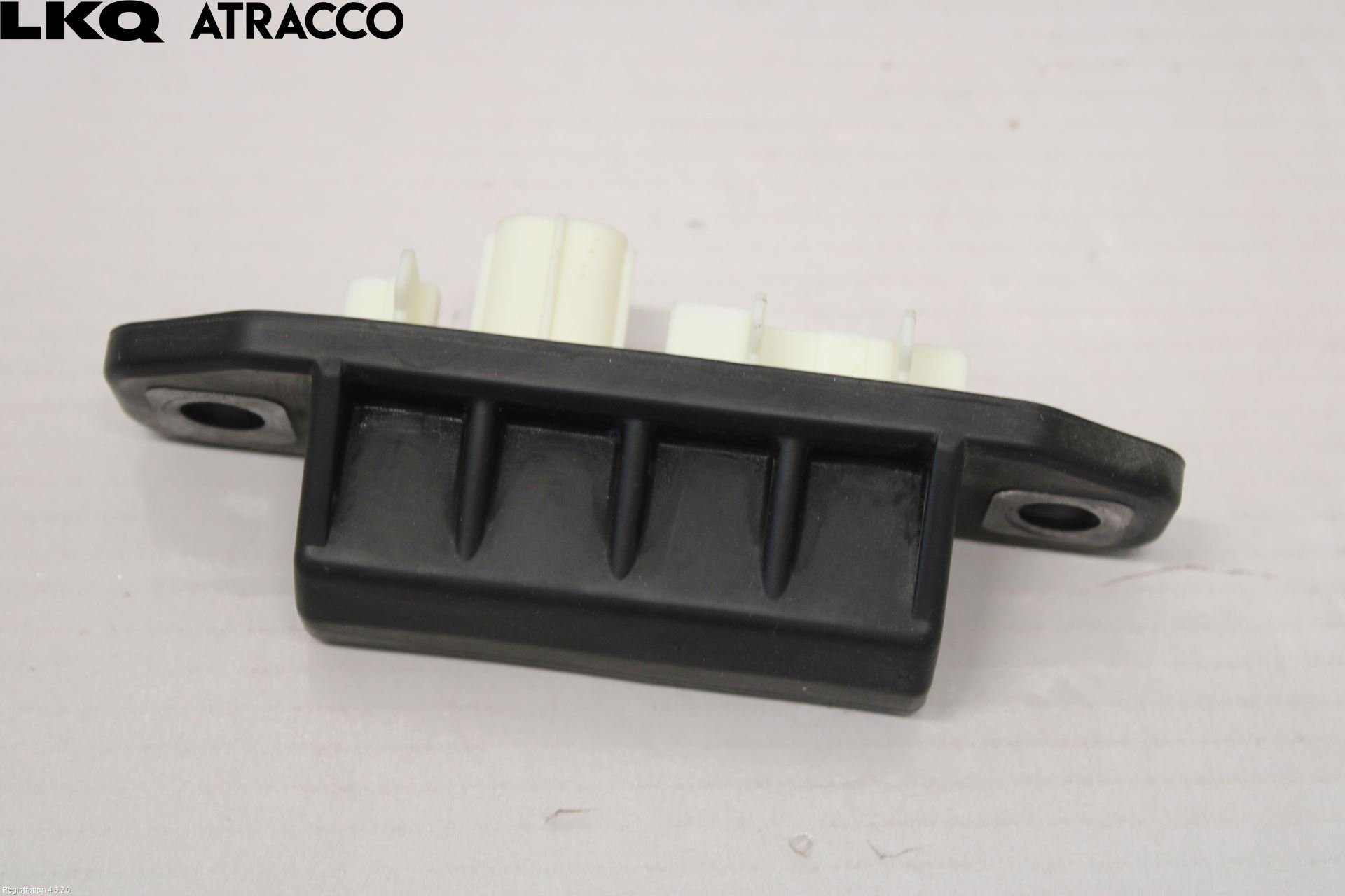 Toyota bZ4X EA10 22- Bakluke Handtak Ytre