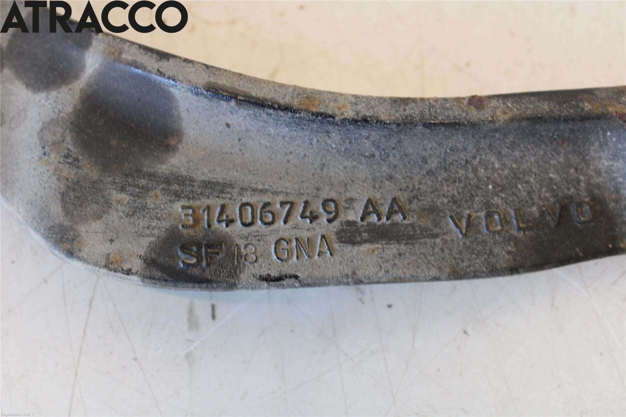 Volvo XC60 09-13 Bærearm Bak Høyre Øvre