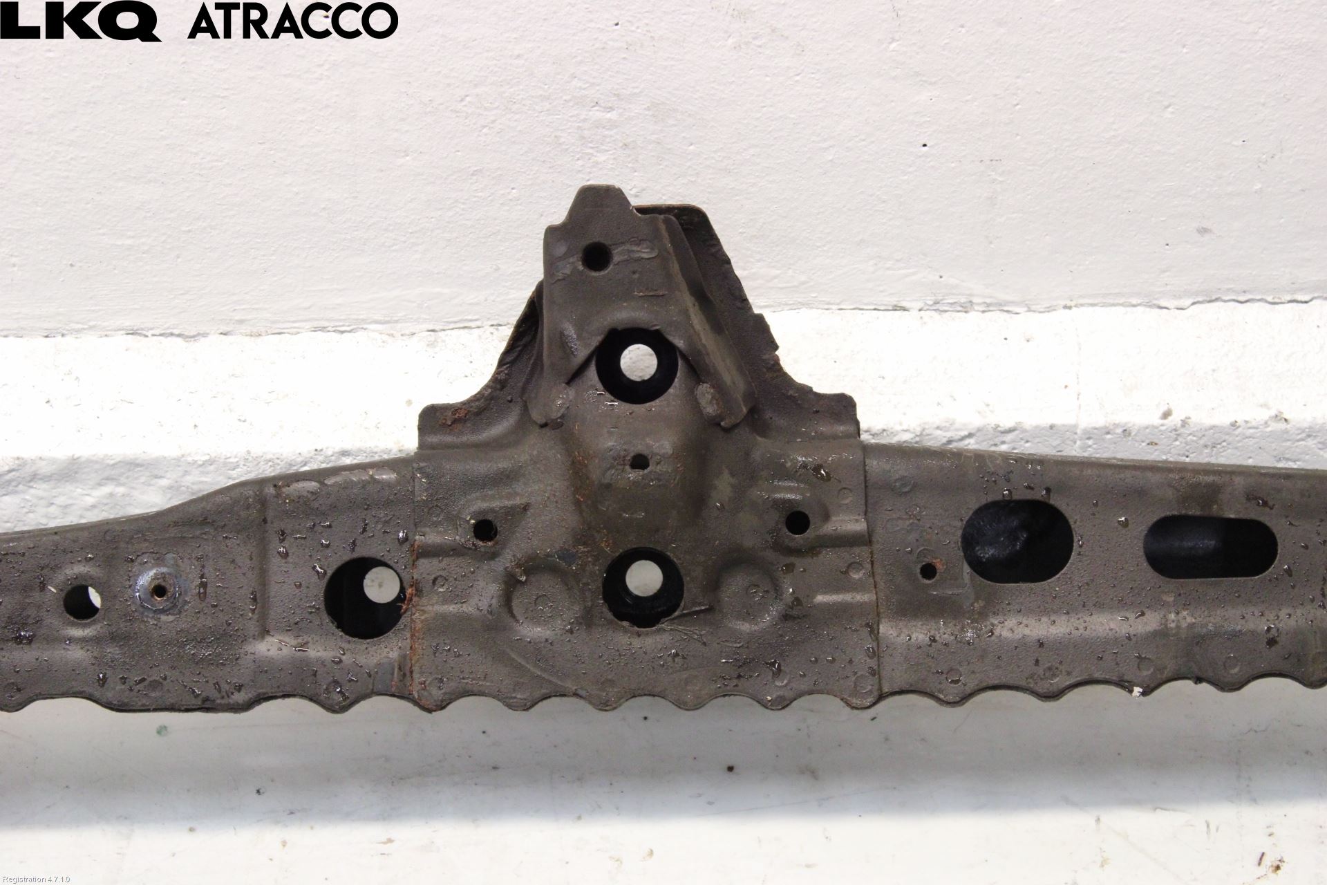 Toyota AVENSIS 09-15 Motorbjelke (Langs Gående )