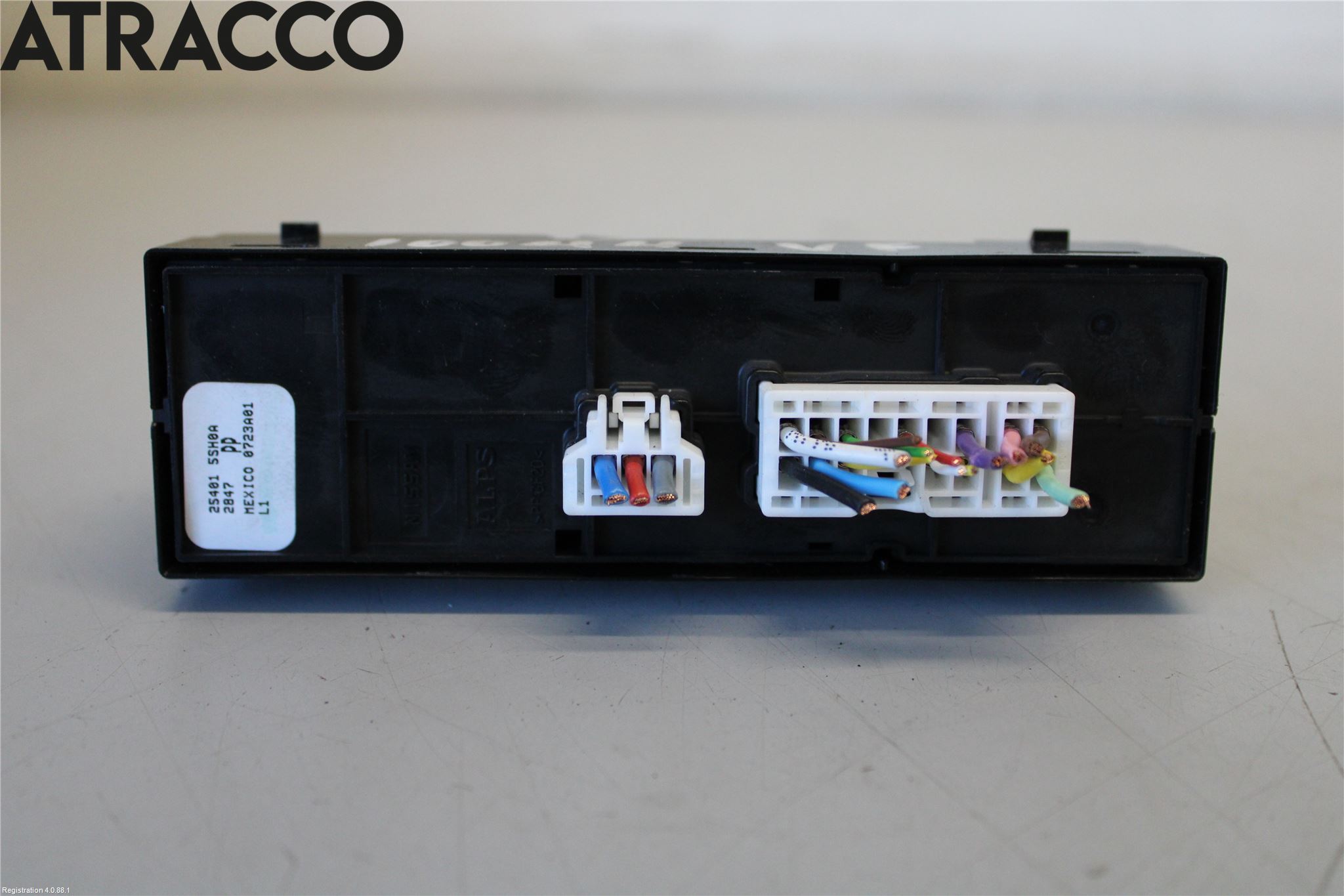 Nissan LEAF 18- Bryter Vindusheis