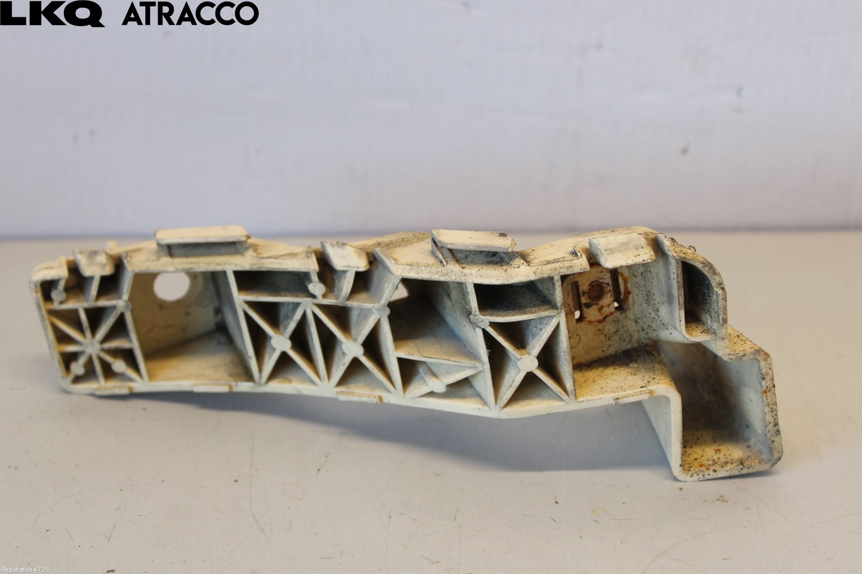 Kia SOUL 09- Støtfangerfeste Foran Venstre