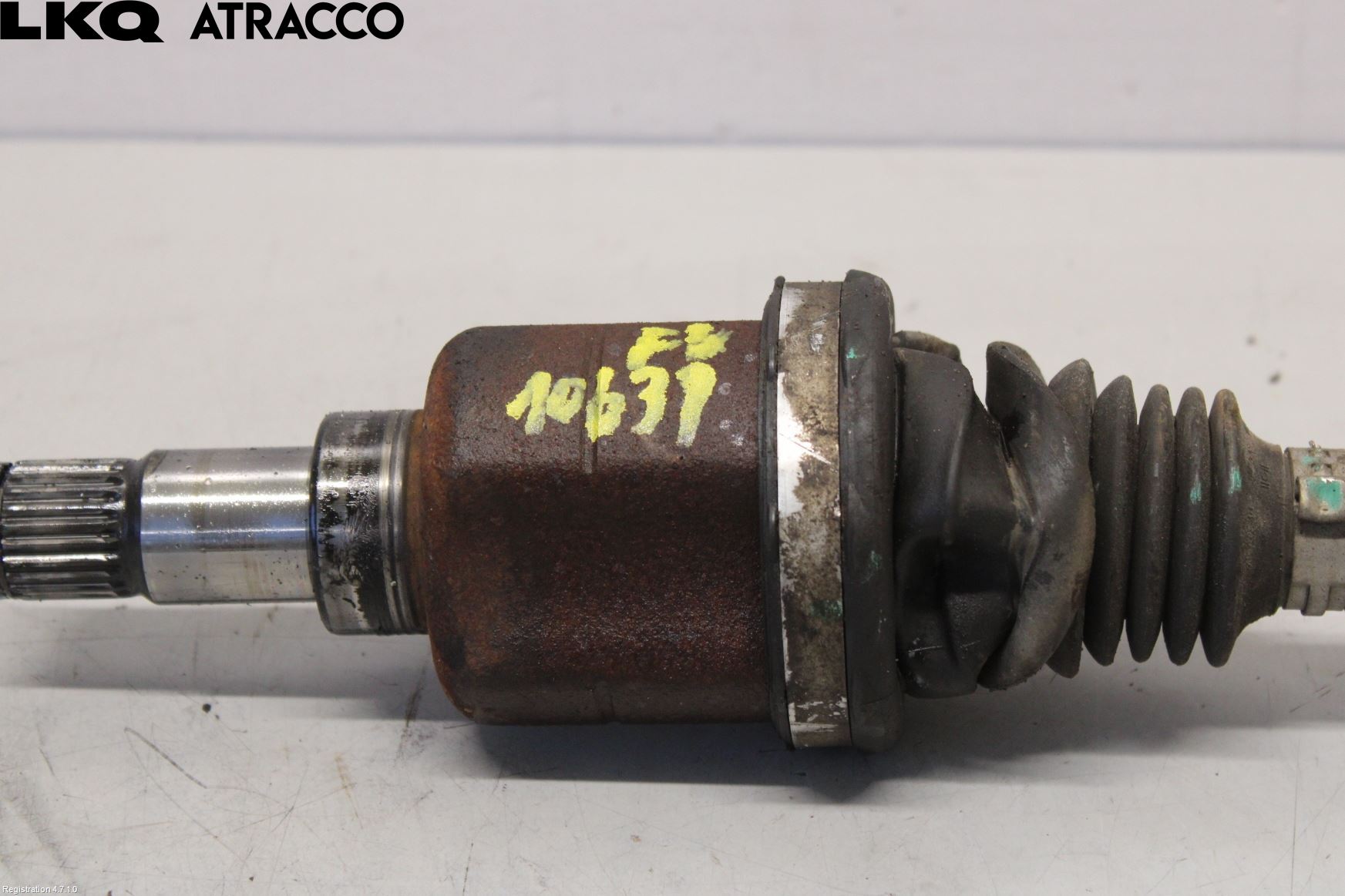 Ford TRANSIT CONNECT 09-13 Drivaksel Foran Kompl Venstre