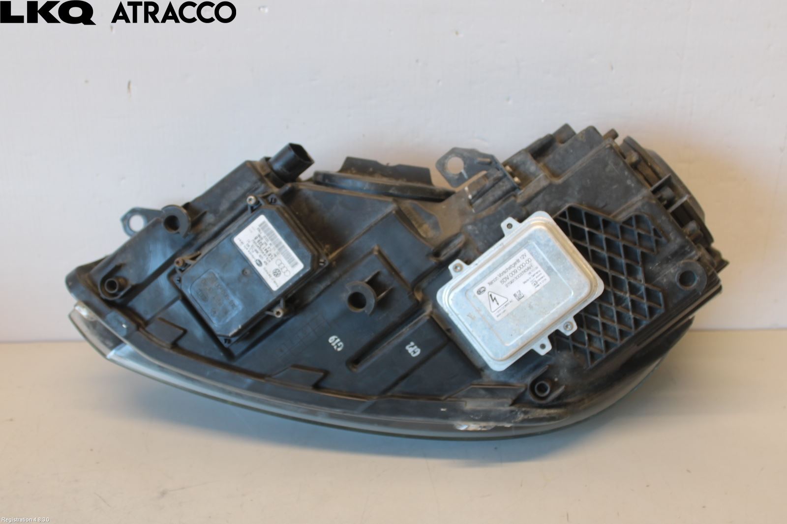 Volkswagen VW GOLF VI 09-13 Frontlykt Høyre