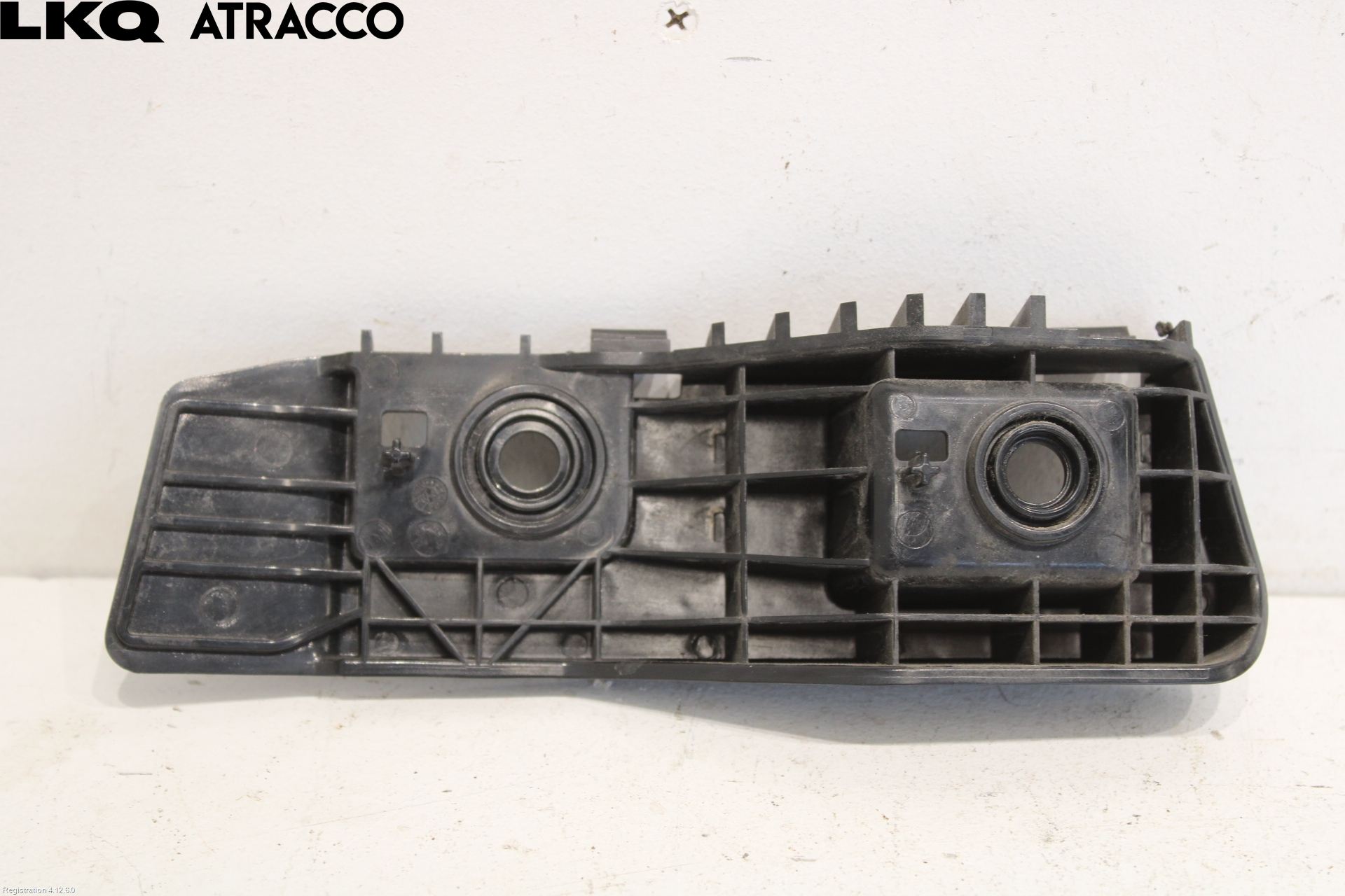 Tesla MODEL 3 17- Støtfangerfeste Bak Høyre