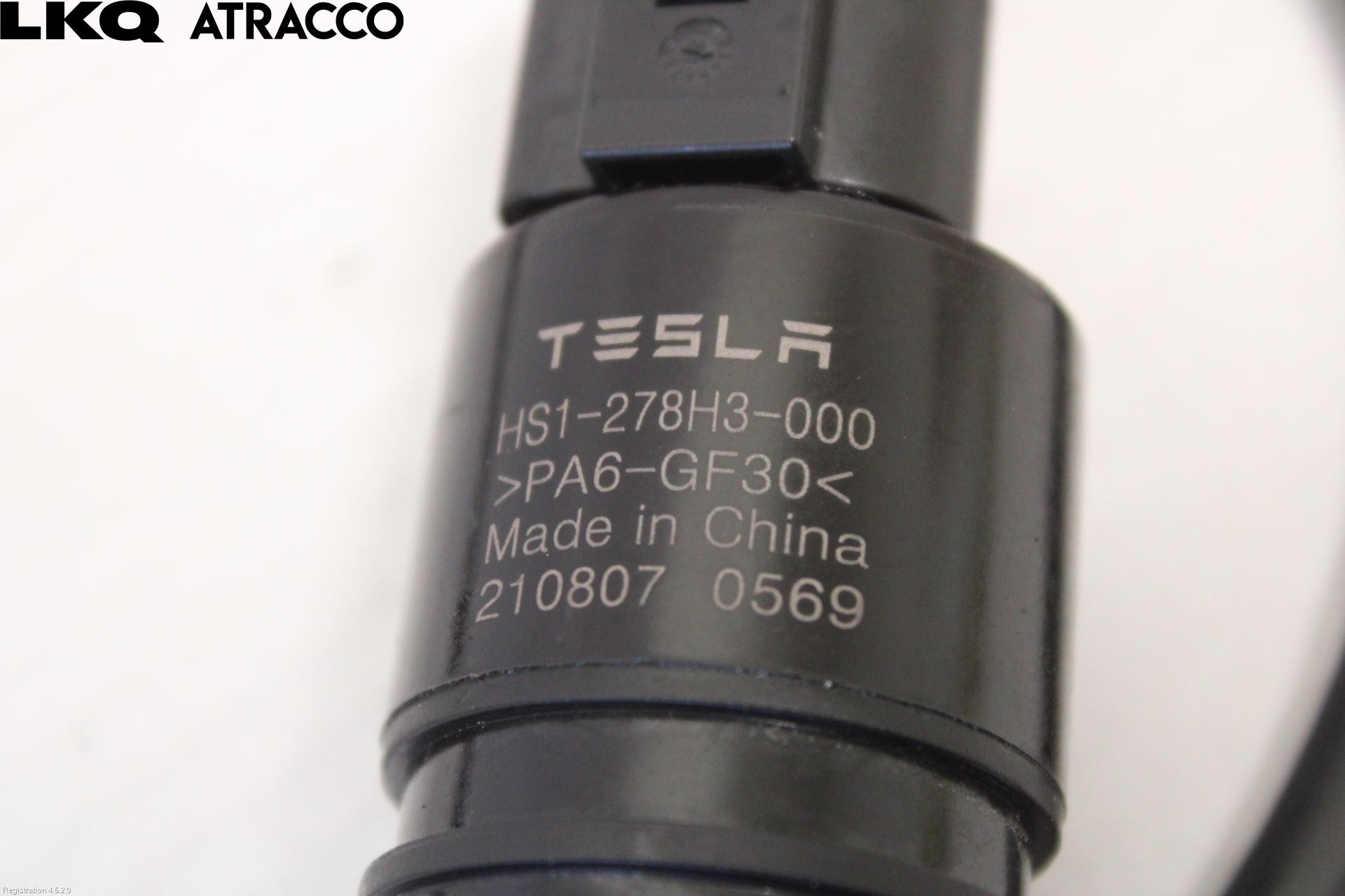 Tesla MODEL 3 17- Spylerpumpe Frontrute