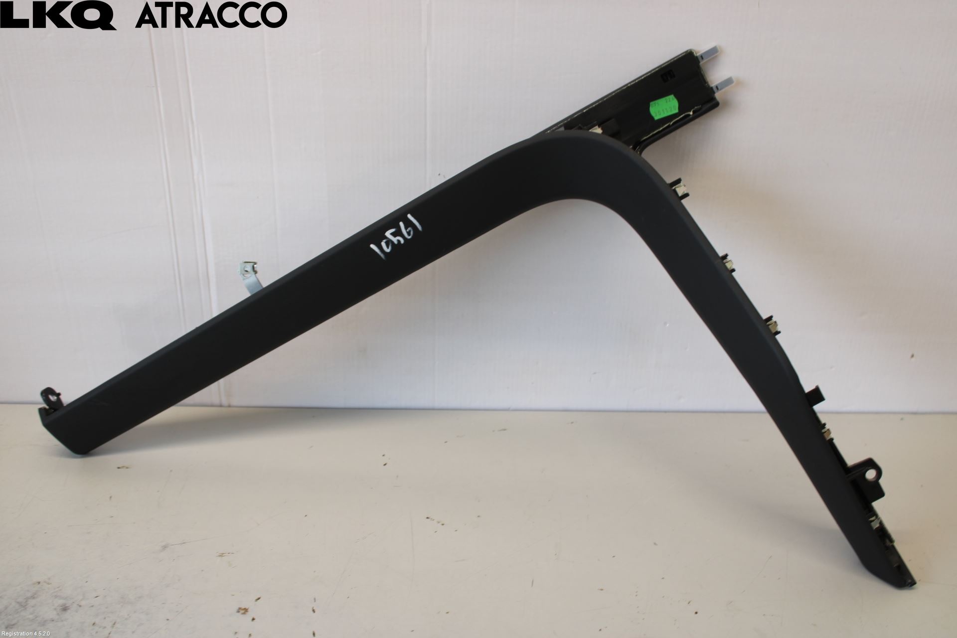 Porsche TAYCAN 20- Innr Dekor Instrbord