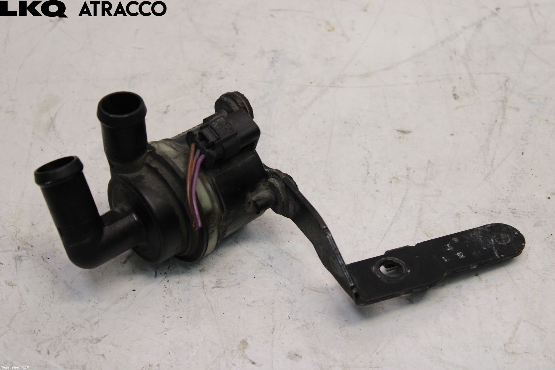 Volkswagen VW TOURAN 10-15 Vannpumpe